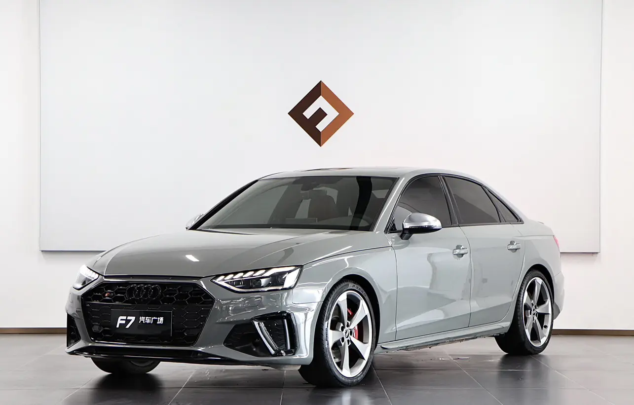 Audi S4