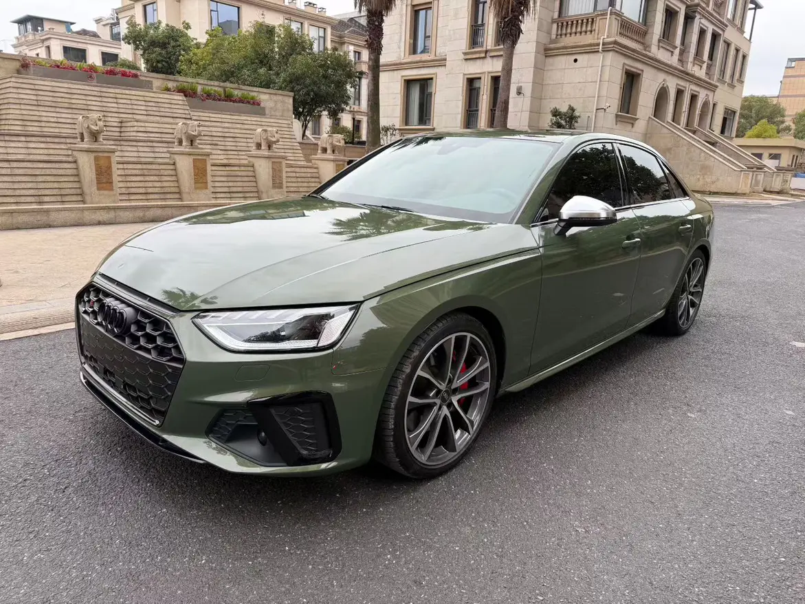 Audi S4