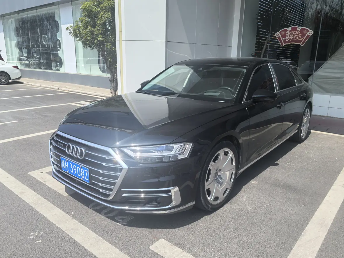 Audi A8