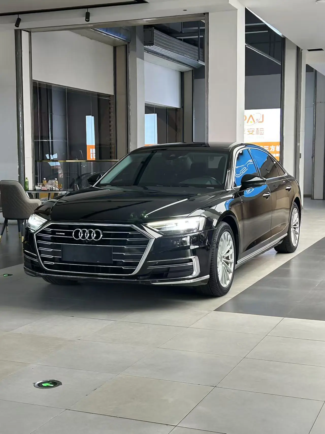 Audi A8