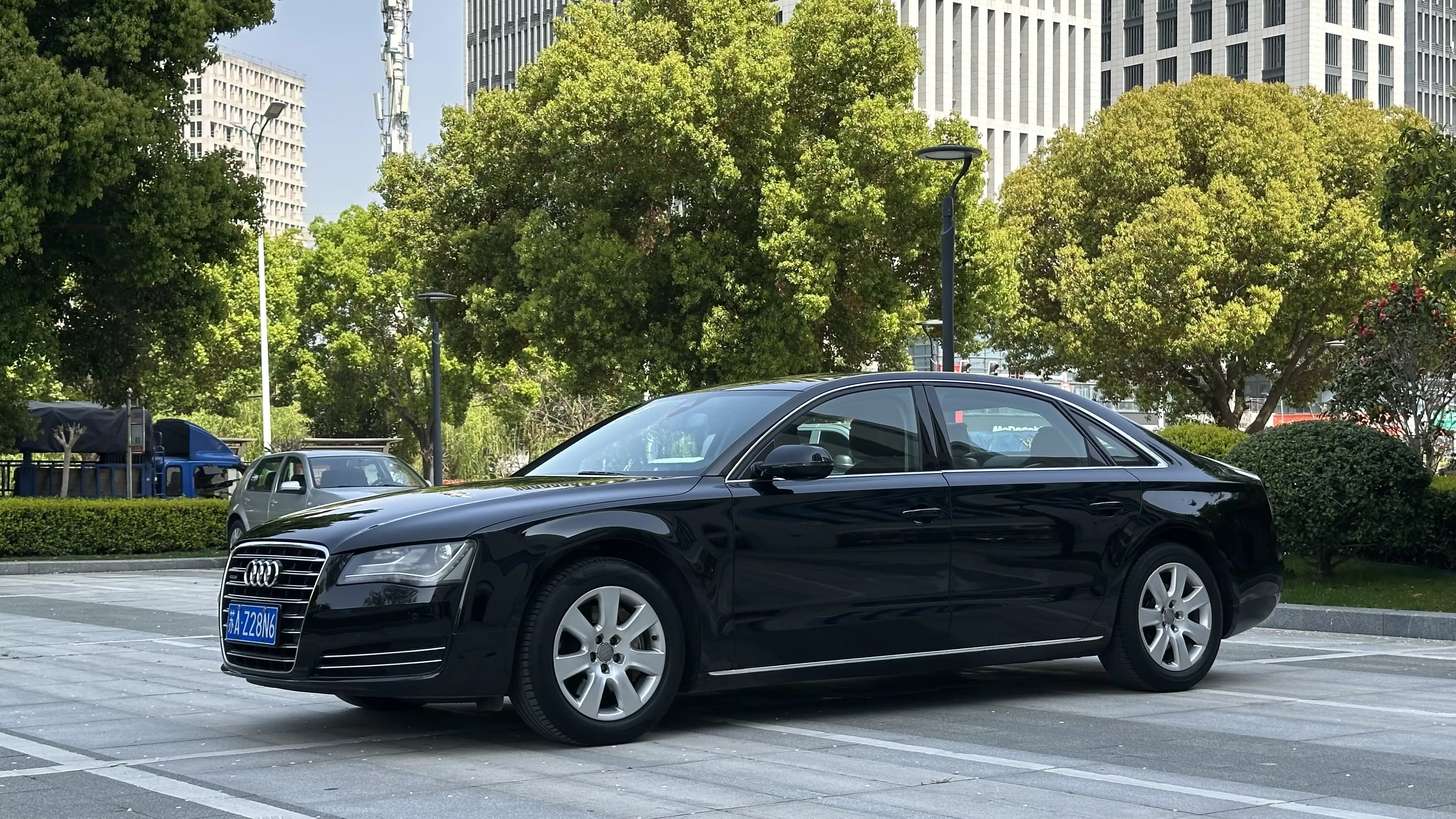 Audi A8