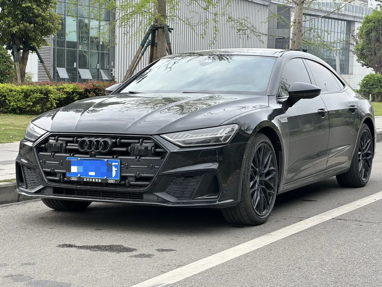 Audi A7L