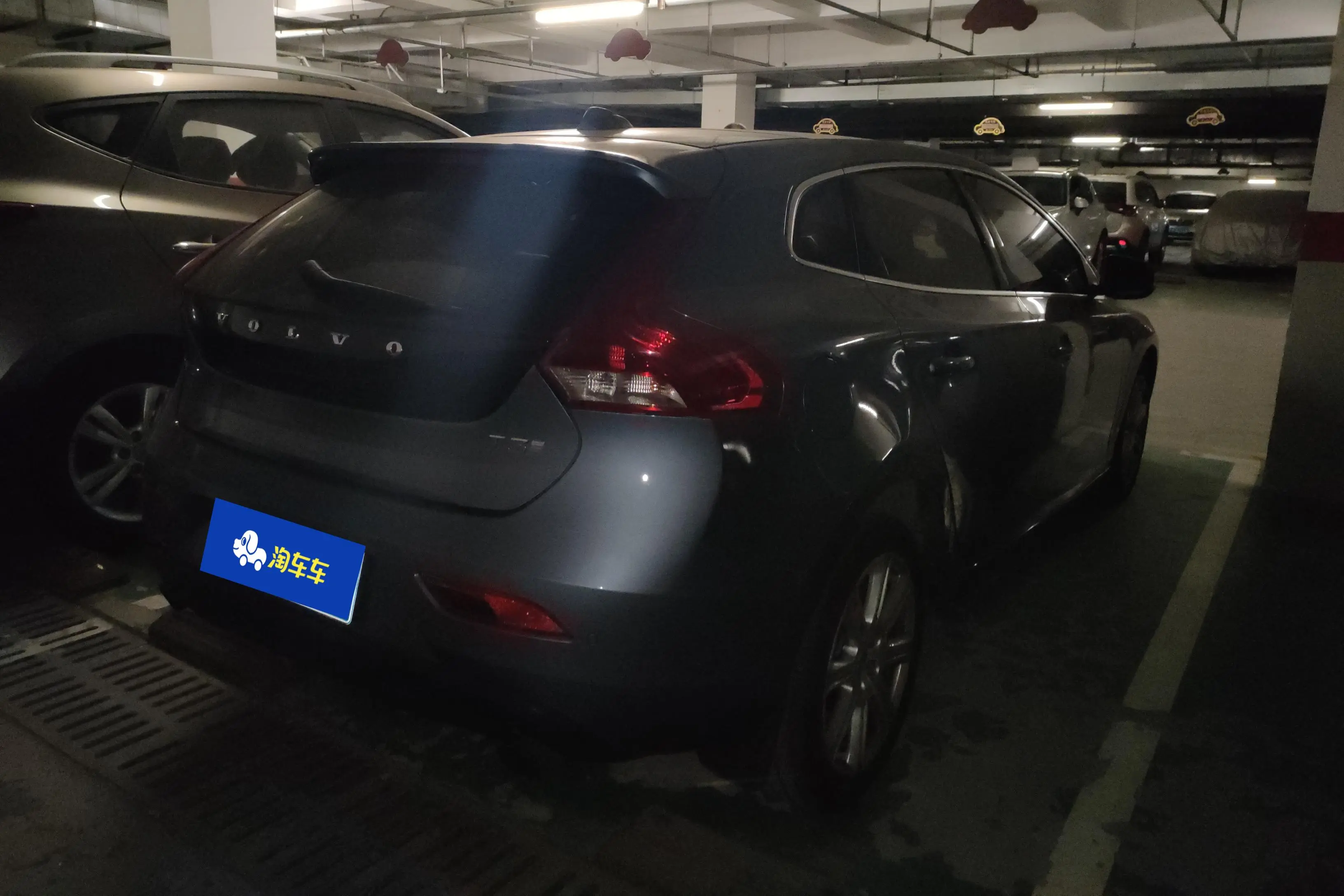 Volvo V40