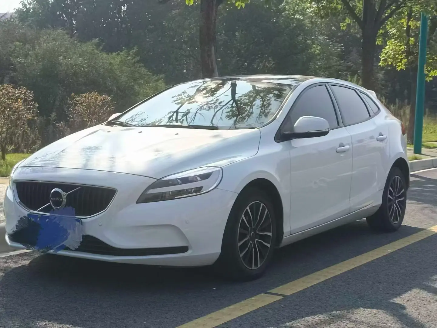 Volvo V40