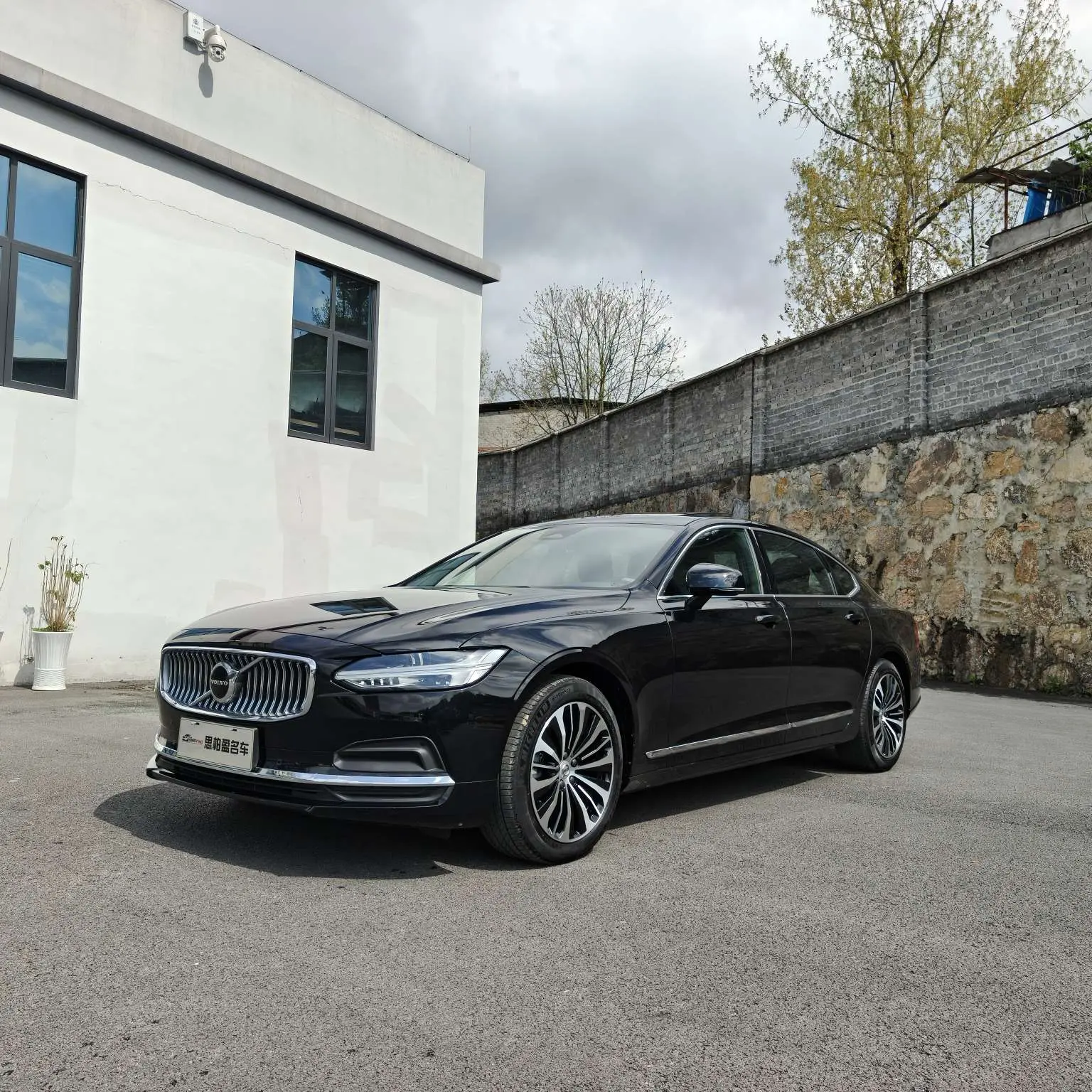 Volvo S90