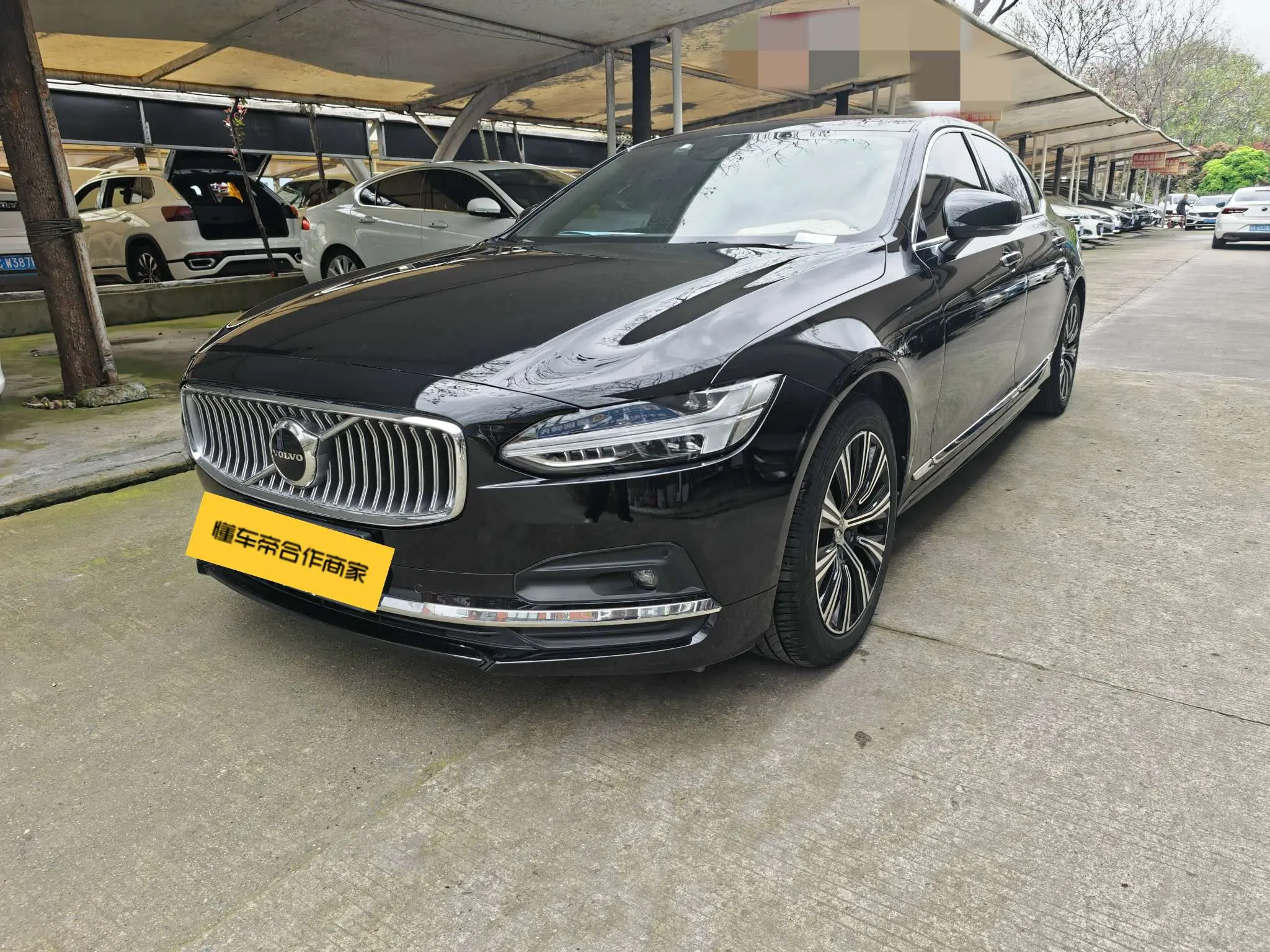 Volvo S90