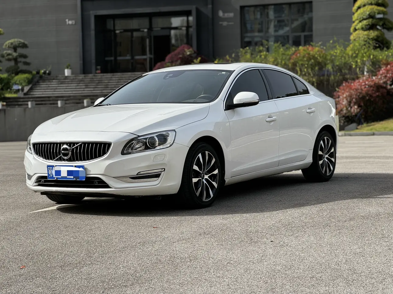 Volvo S60