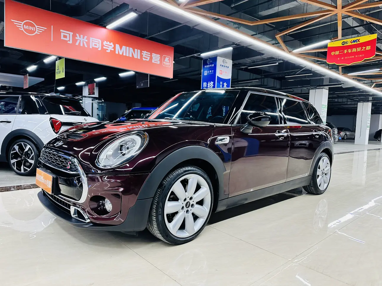 MINI CLUBMAN