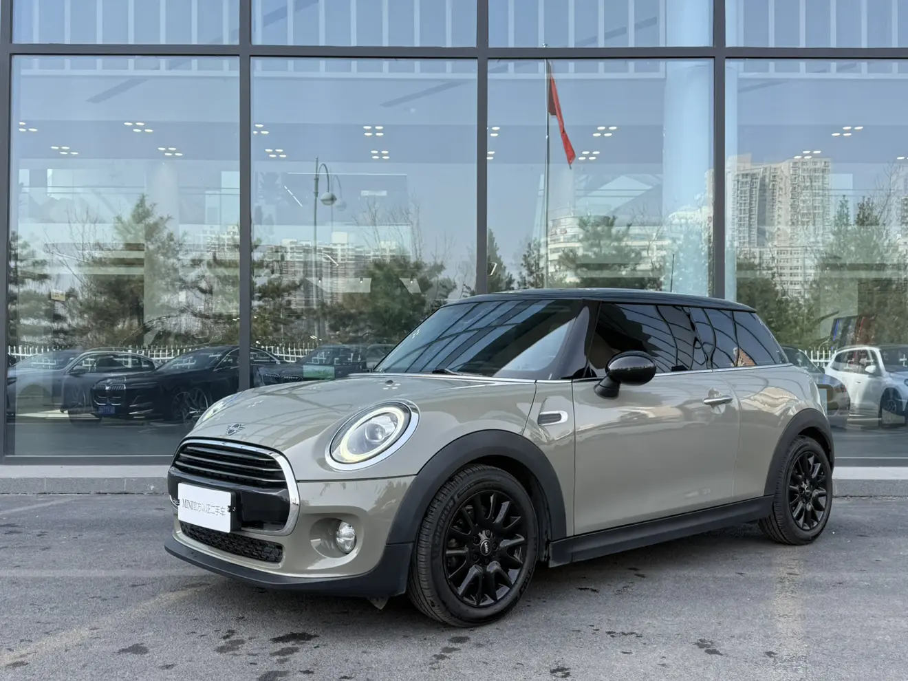 MINI MINI