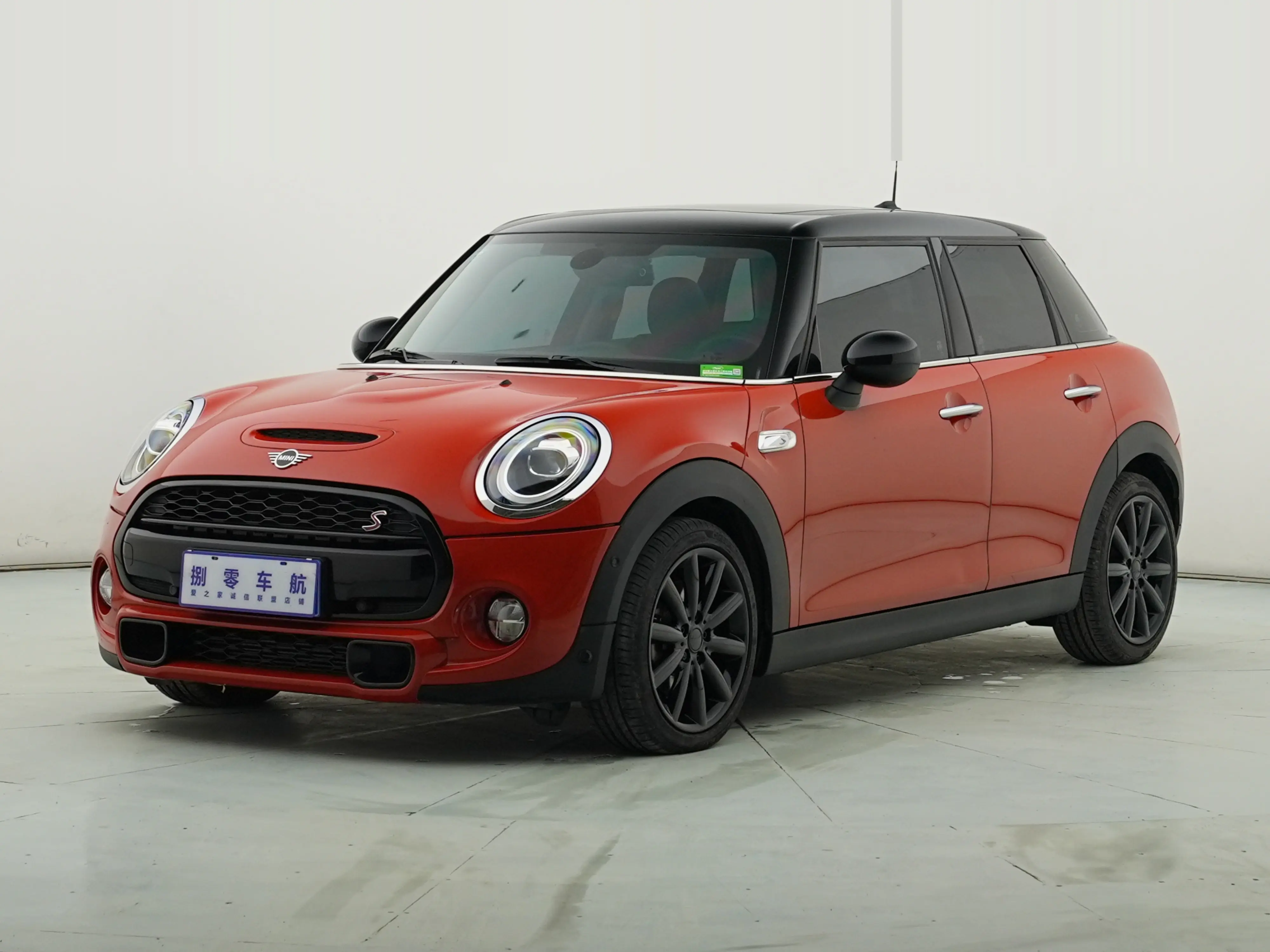 MINI MINI