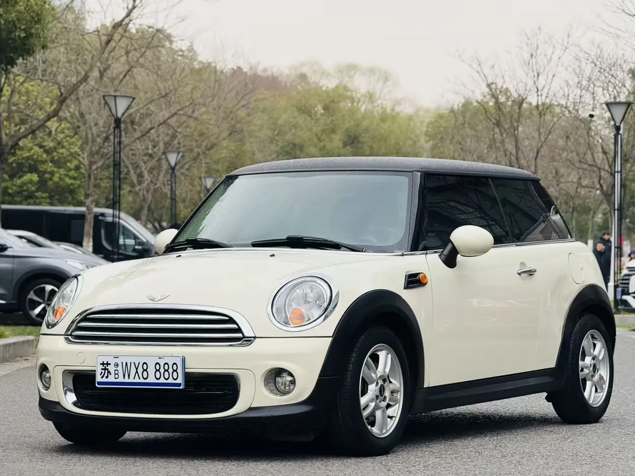 MINI MINI