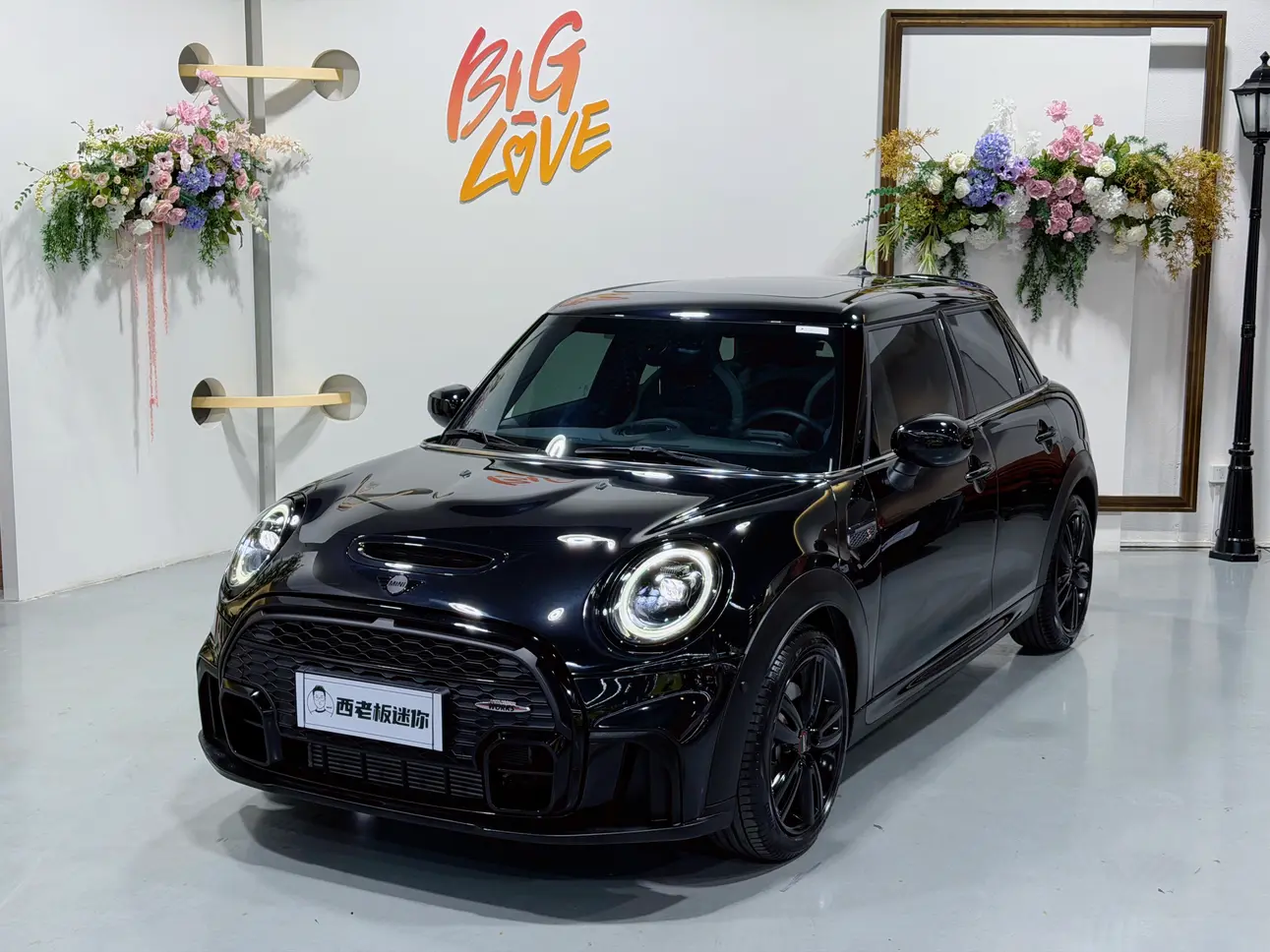 MINI MINI