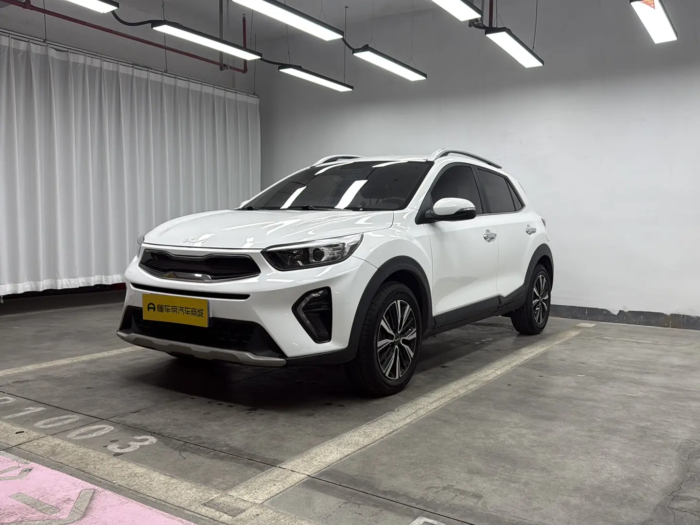Kia KX1