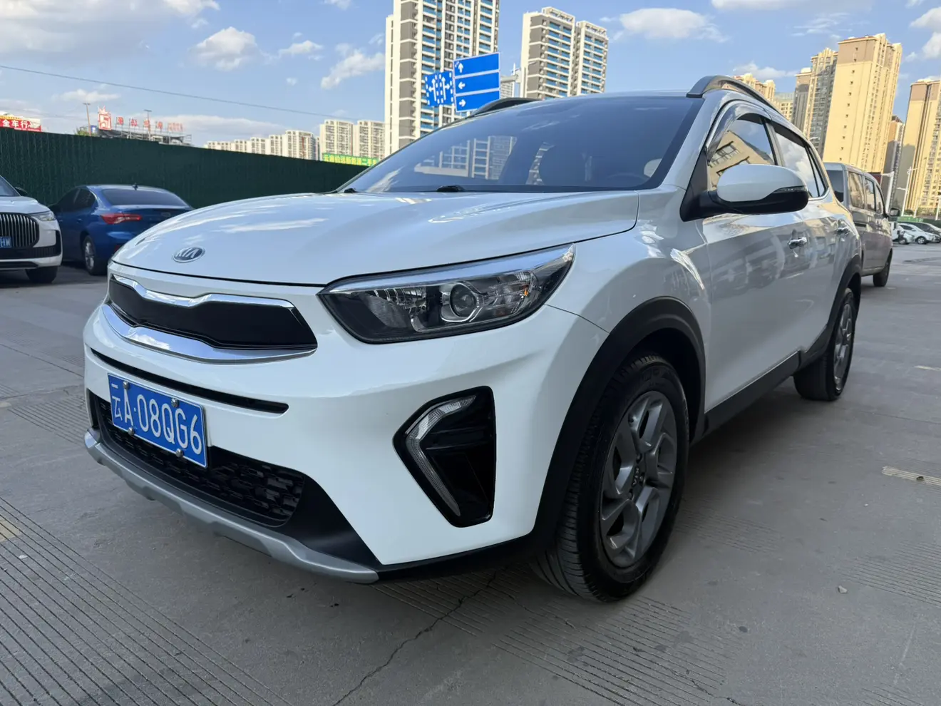 Kia KX1