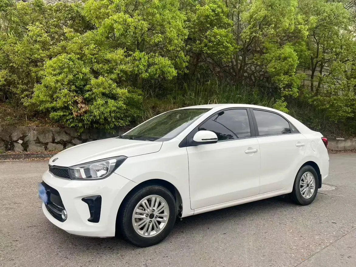 Kia Pegas