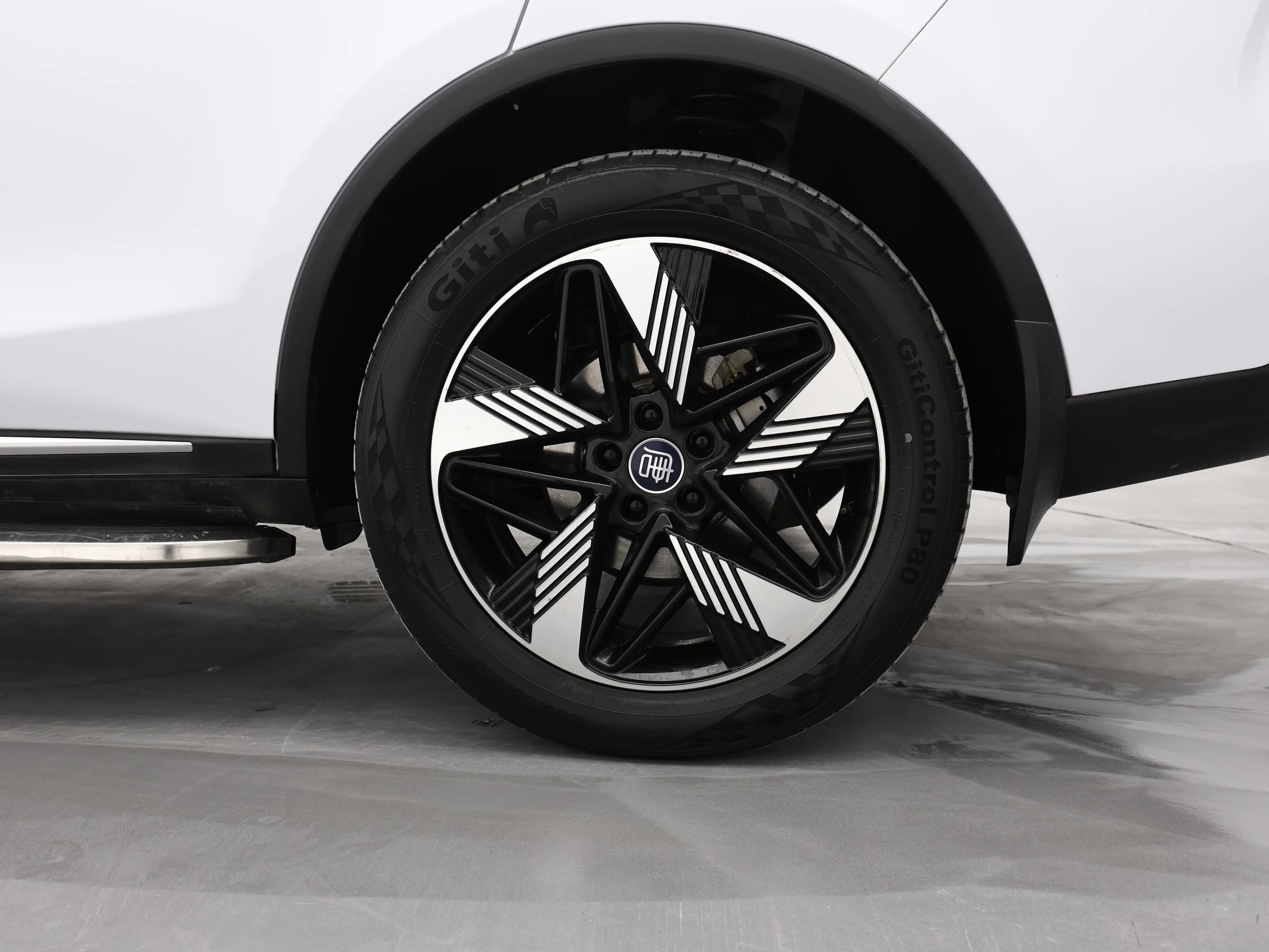 BYD Tang DM