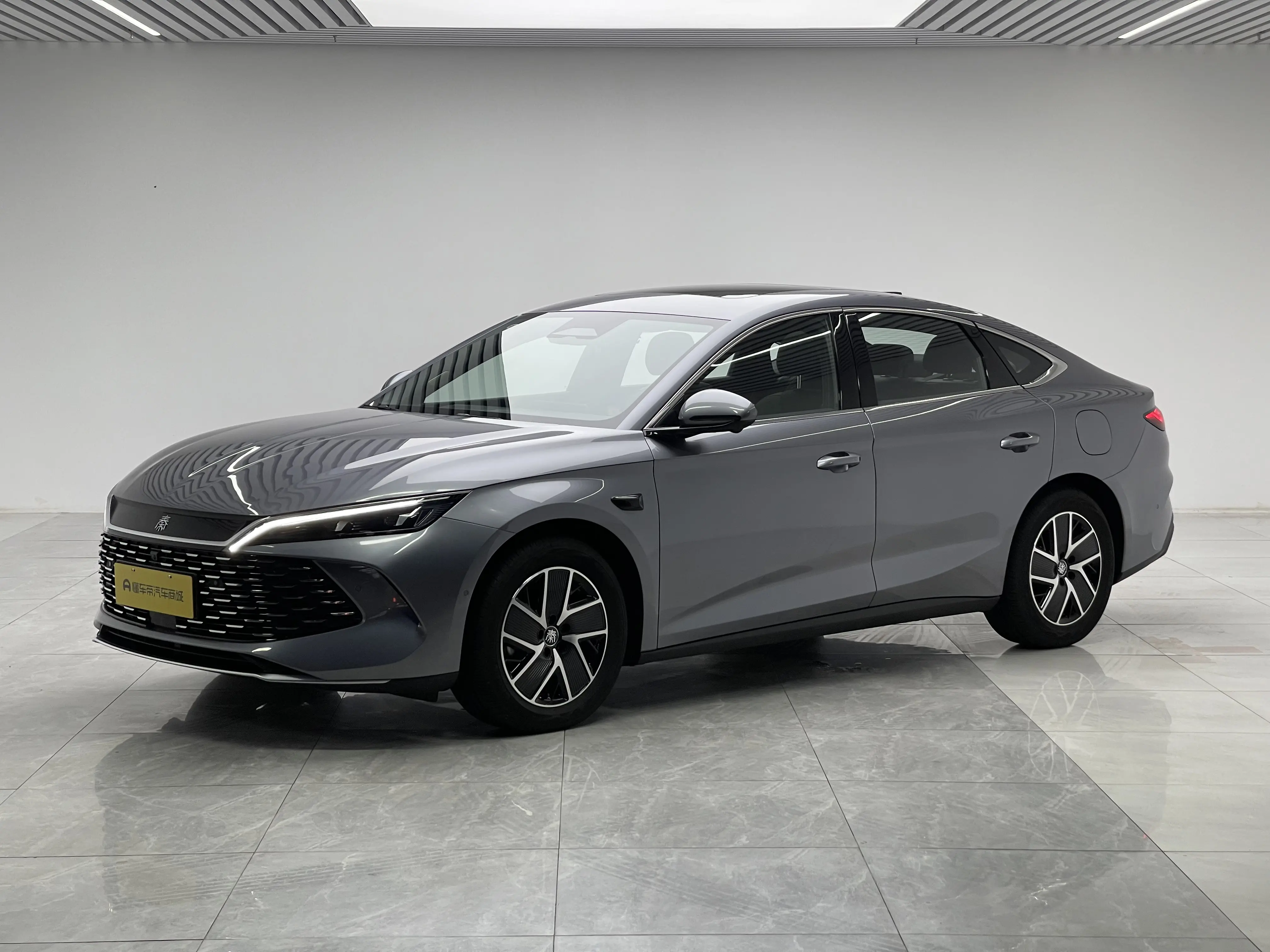 BYD Qin L DM