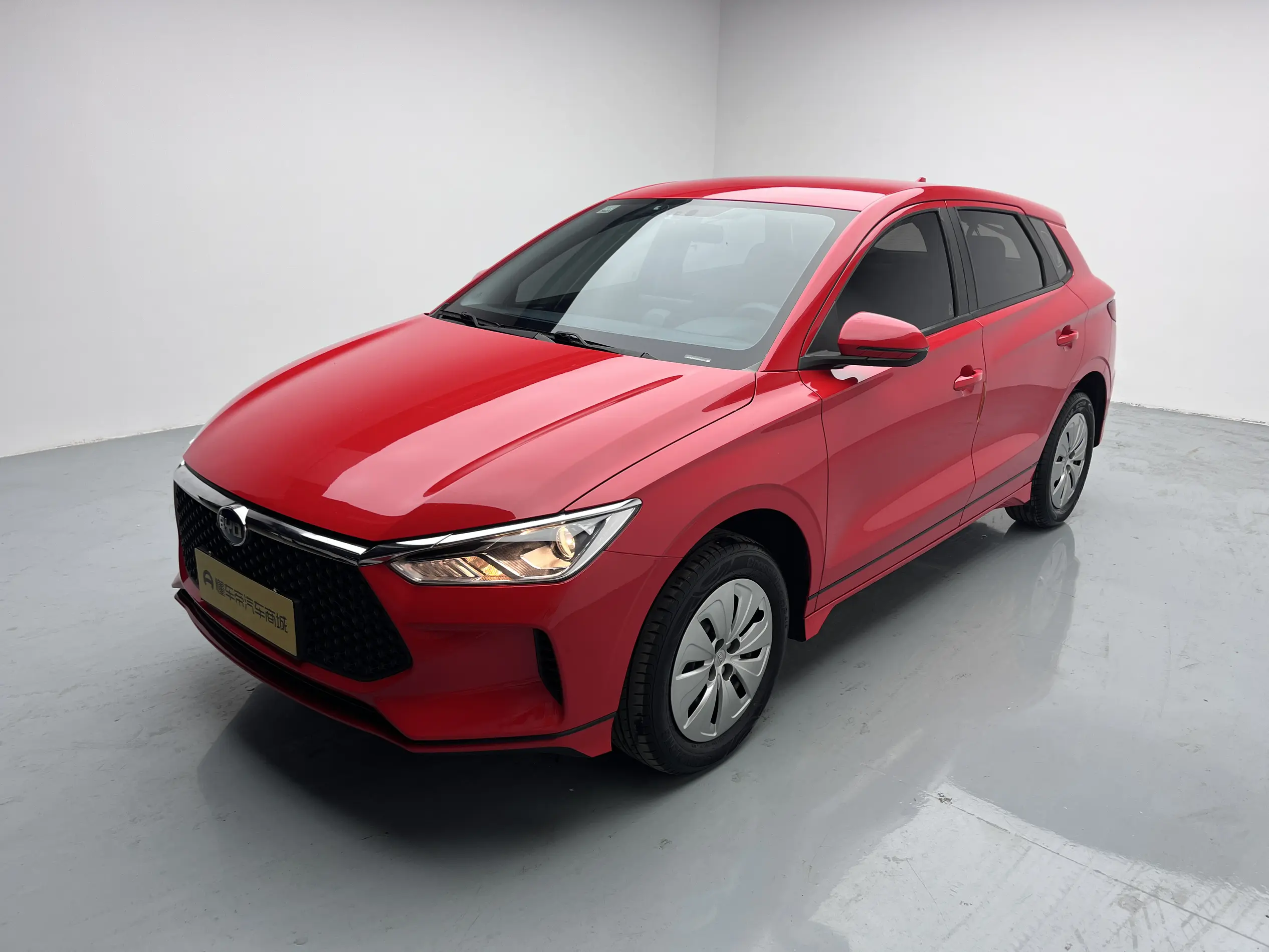 BYD e2