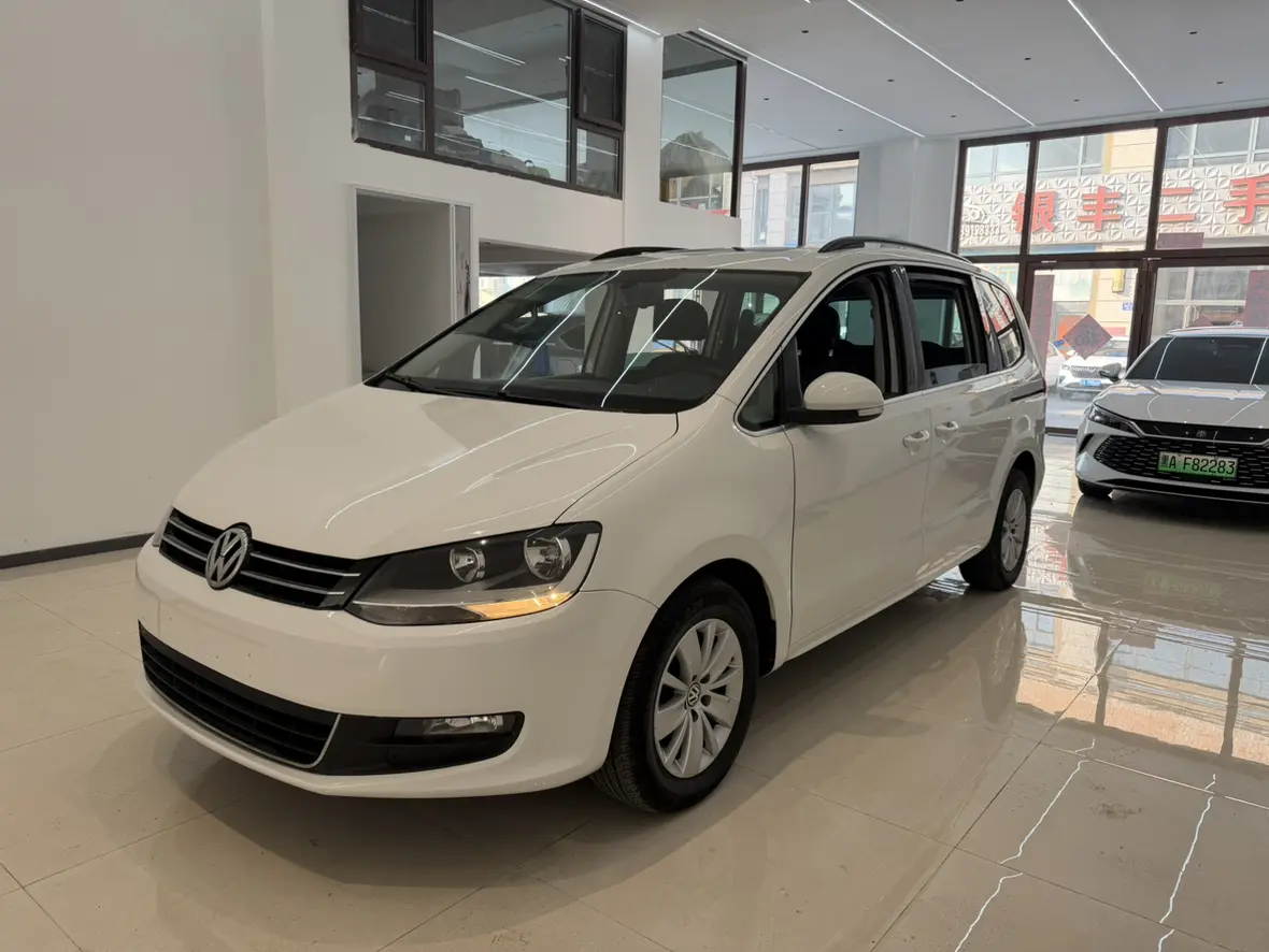 Volkswagen Sharon