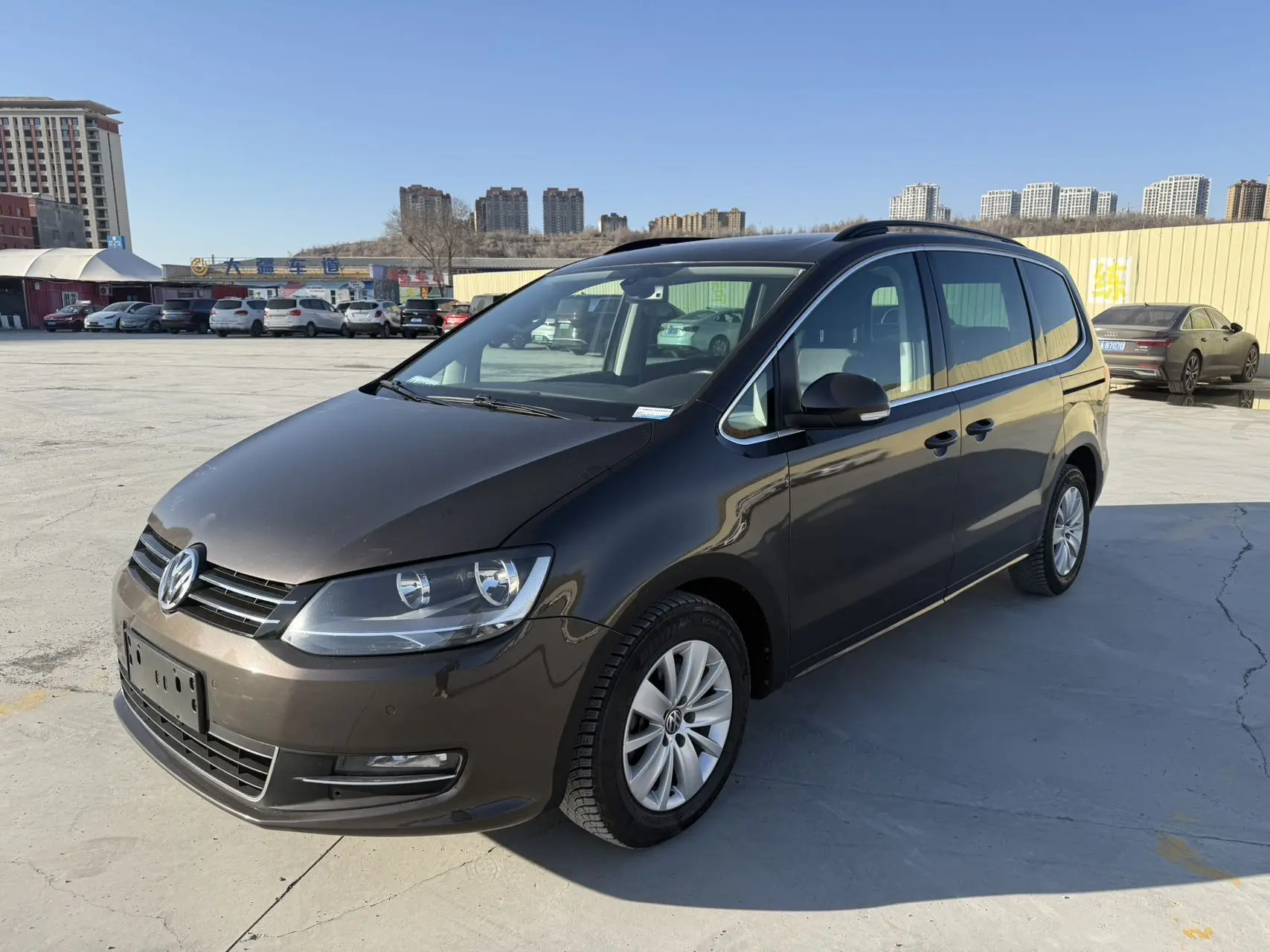 Volkswagen Sharon