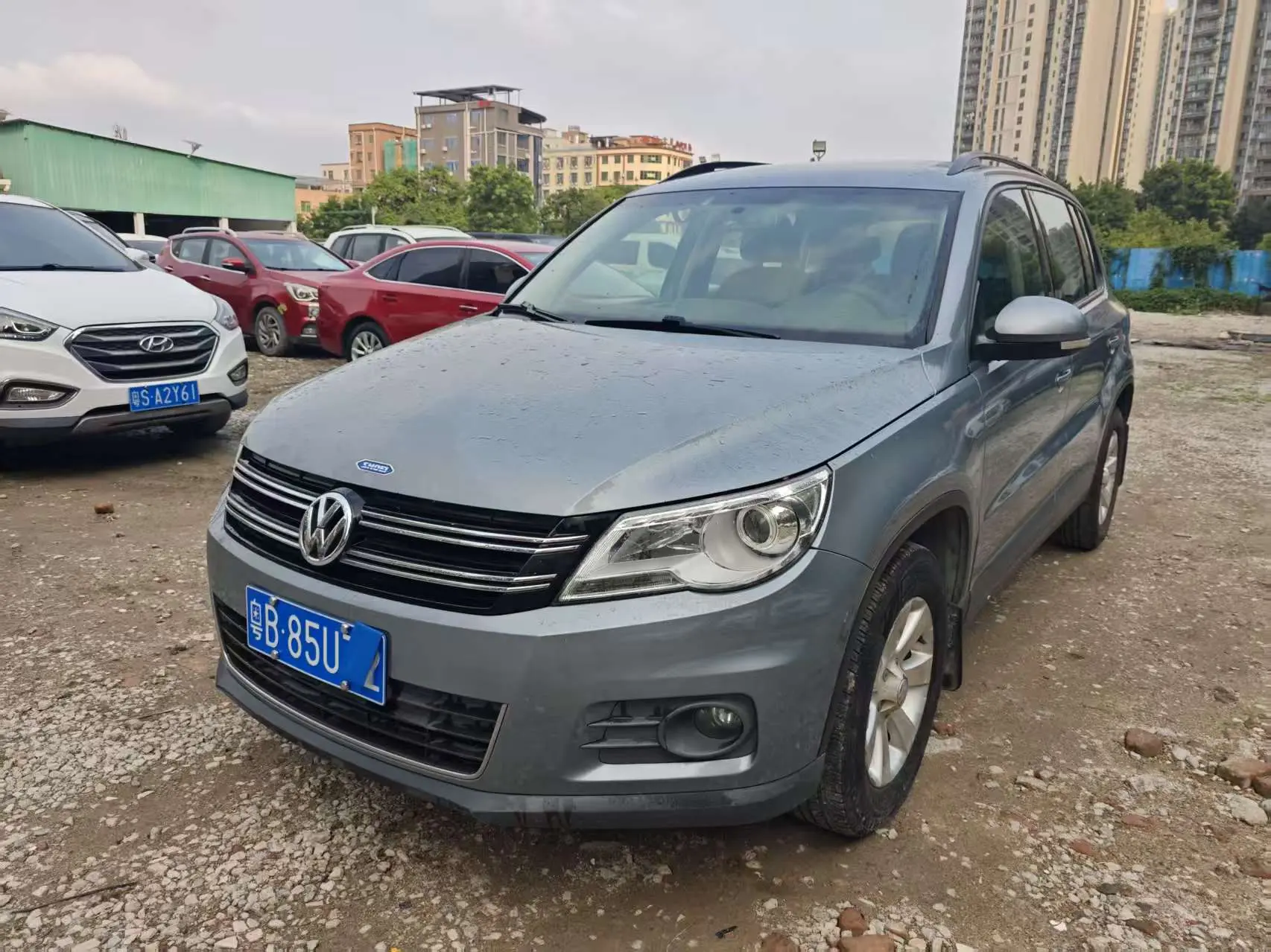 Volkswagen Tiguan (Tharu)