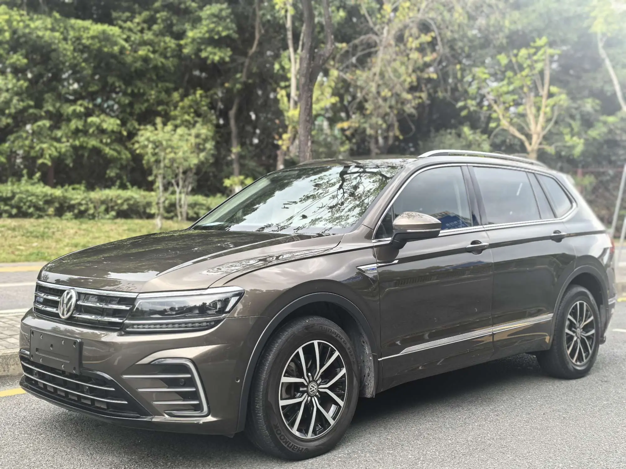 Volkswagen Tiguan L PHEV