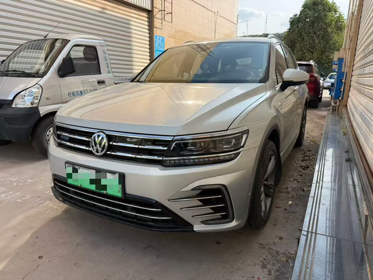 Volkswagen Tiguan L PHEV