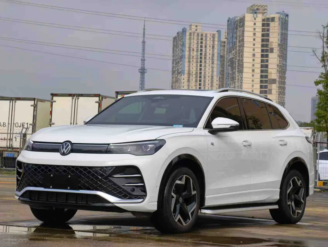 Volkswagen Tiguan L