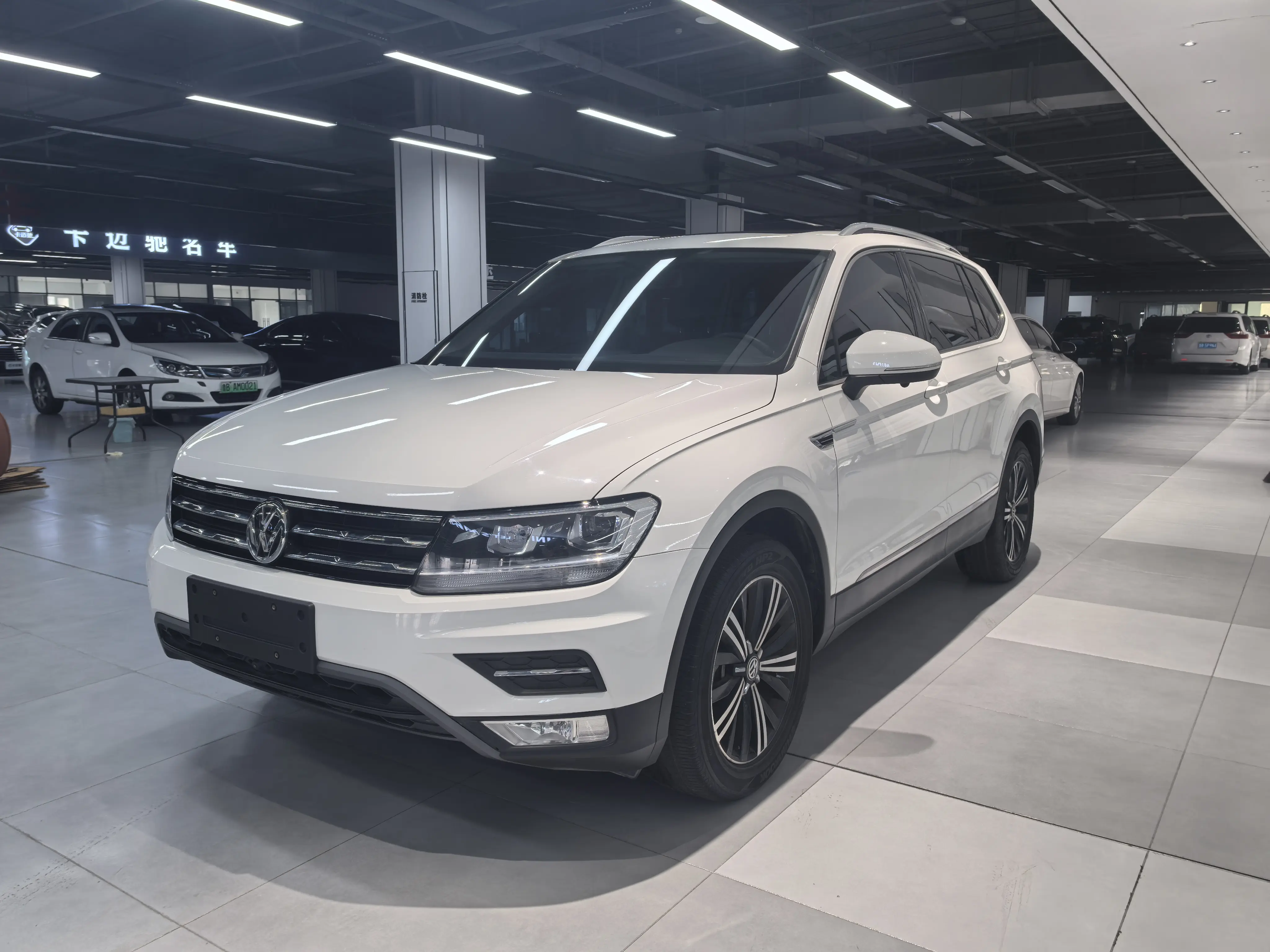 Volkswagen Tiguan L
