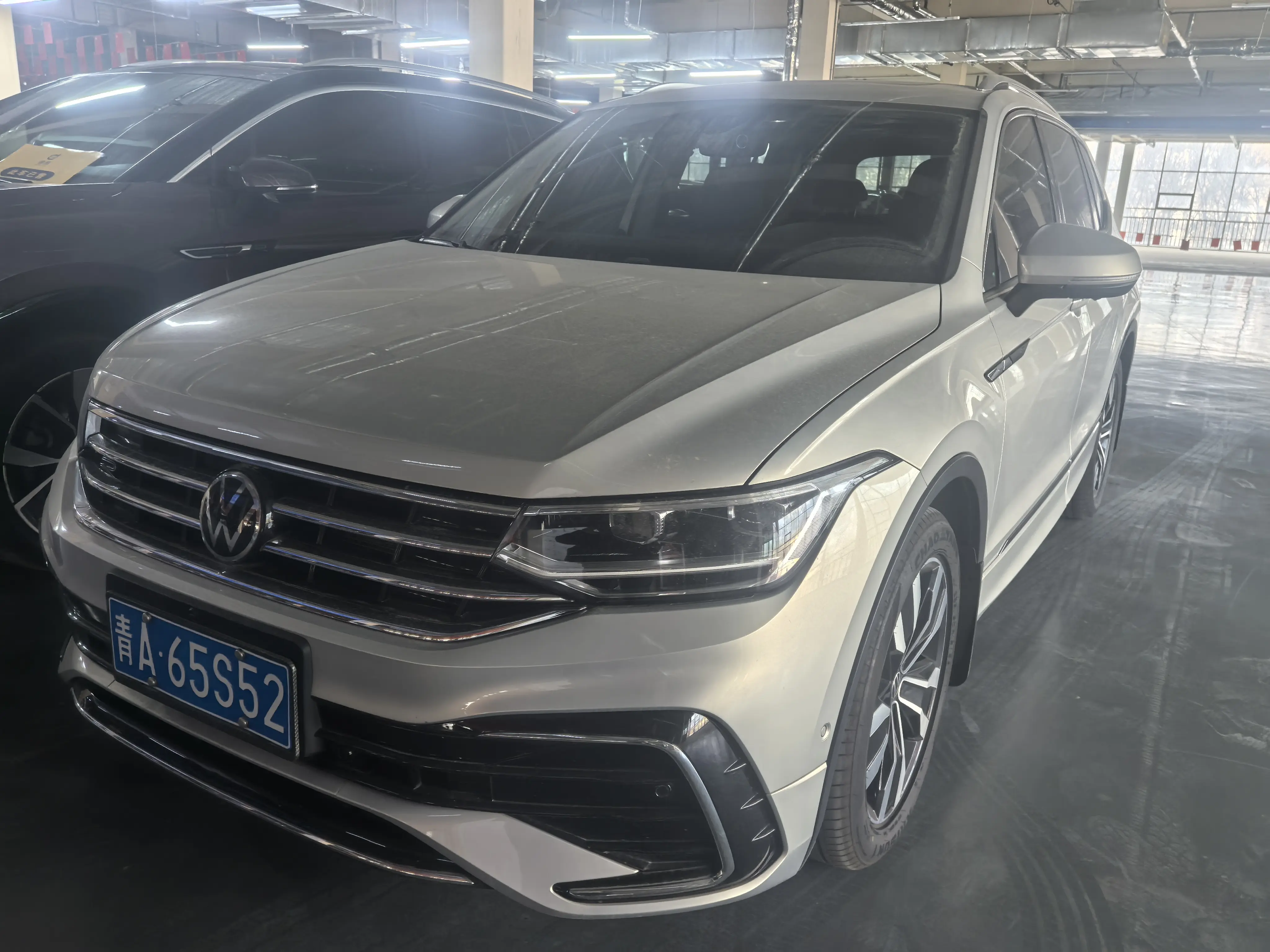 Volkswagen Tiguan L