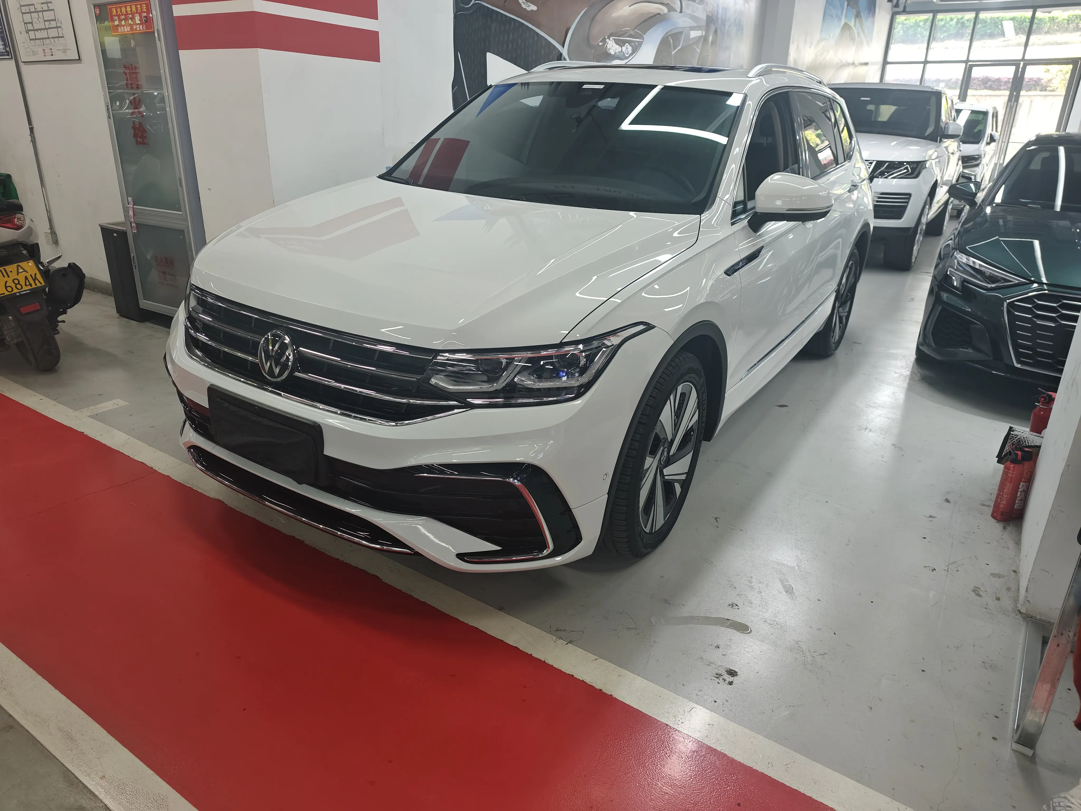 Volkswagen Tiguan L