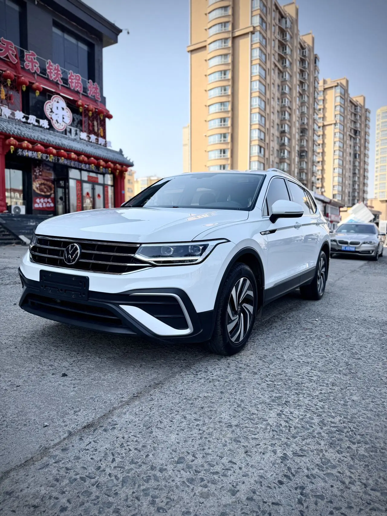 Volkswagen Tiguan L