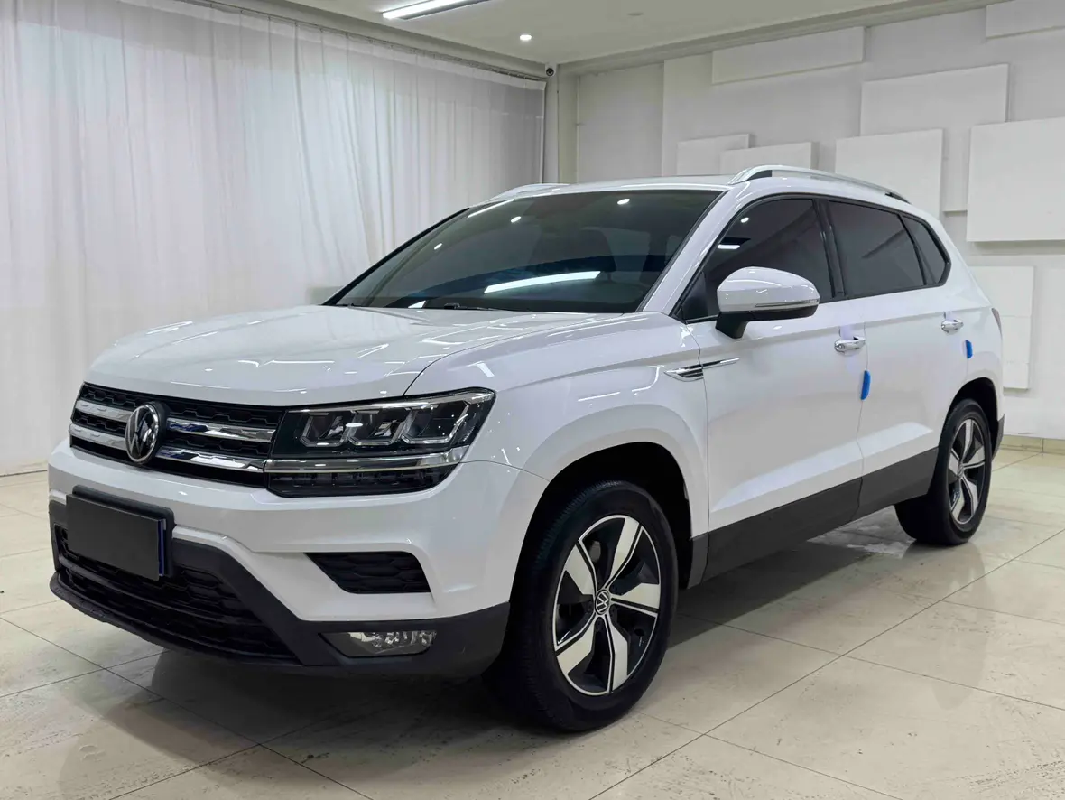 Volkswagen Tharu