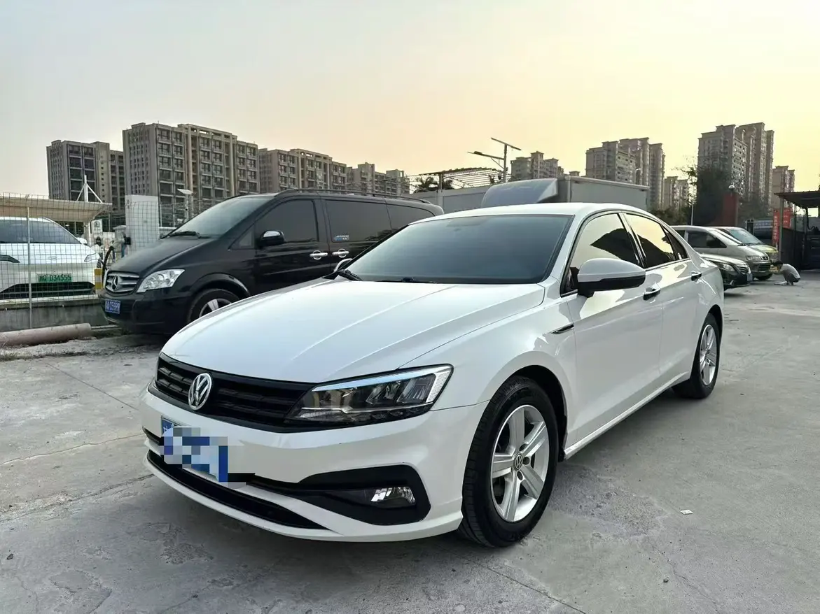 Volkswagen Lamando
