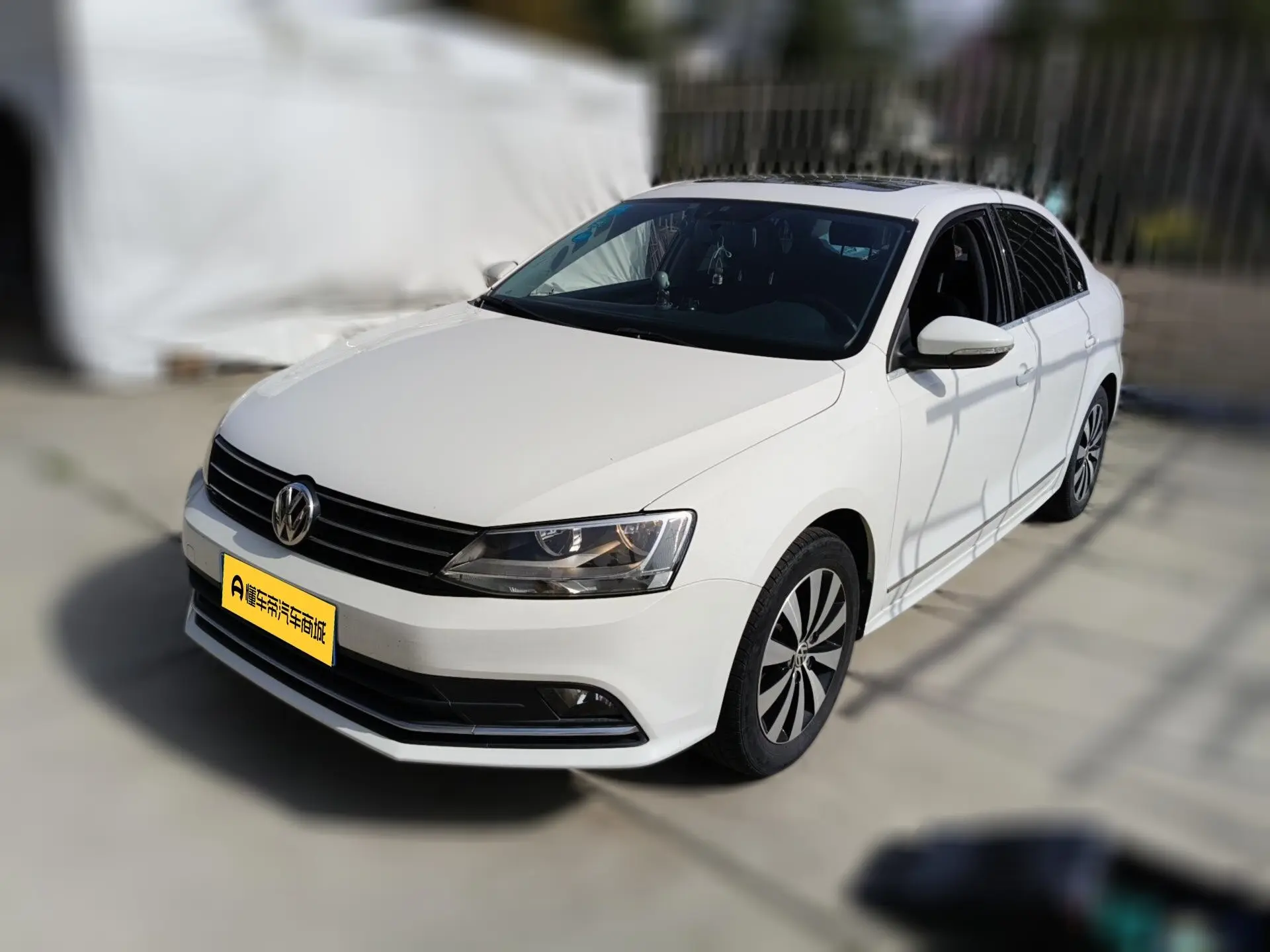 Volkswagen Sagitar