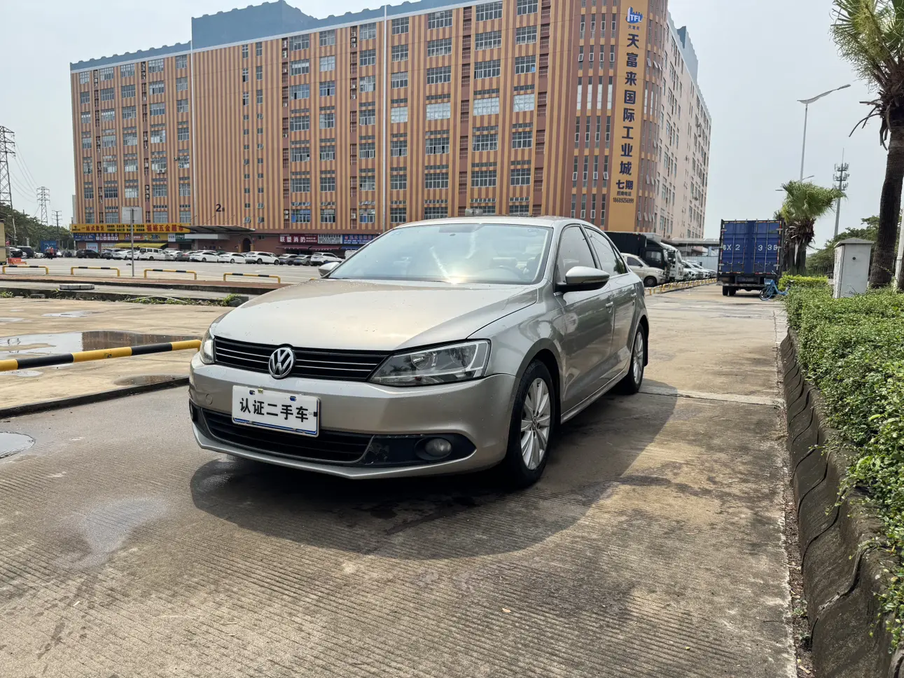 Volkswagen Sagitar