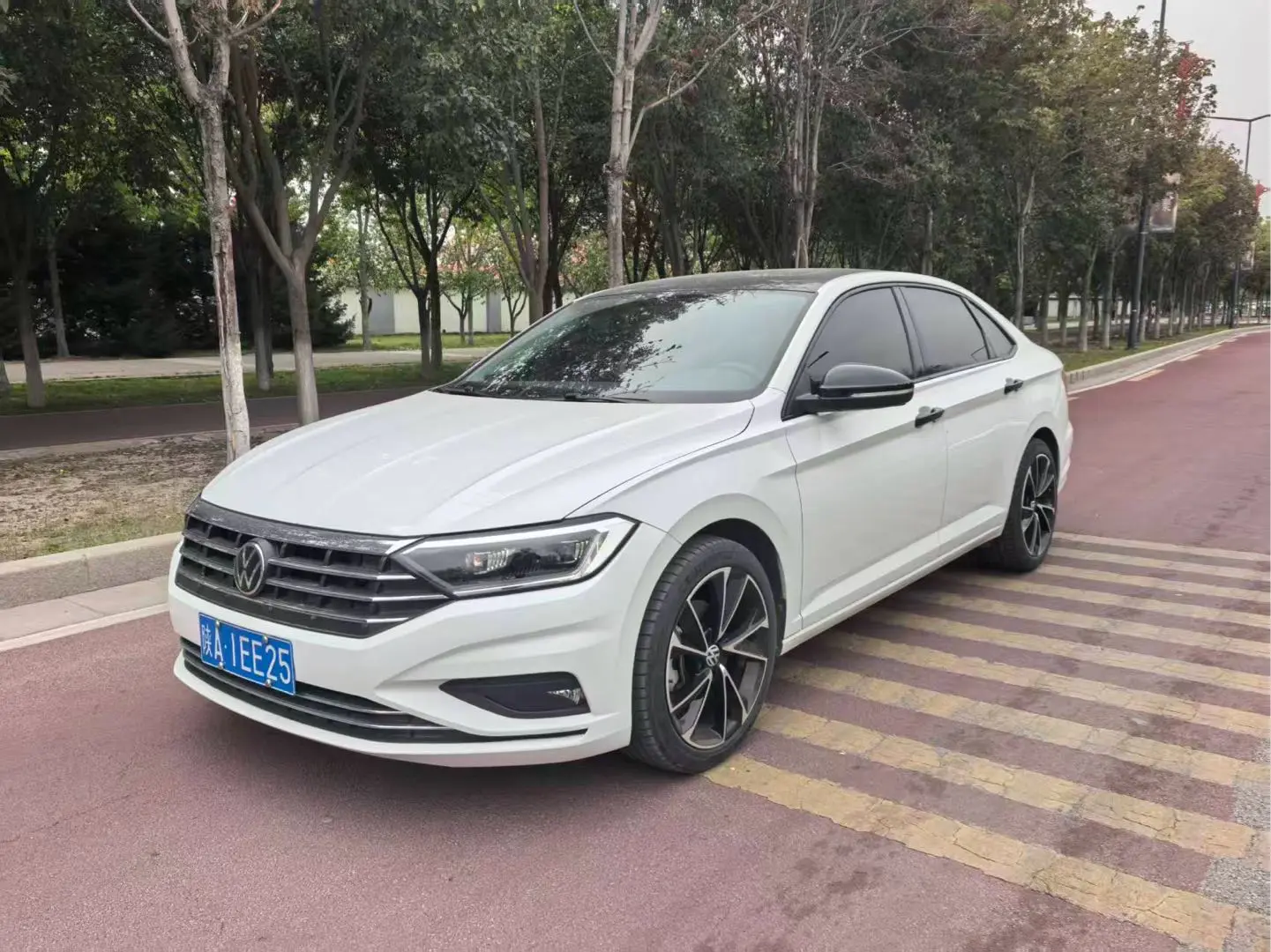 Volkswagen Sagitar