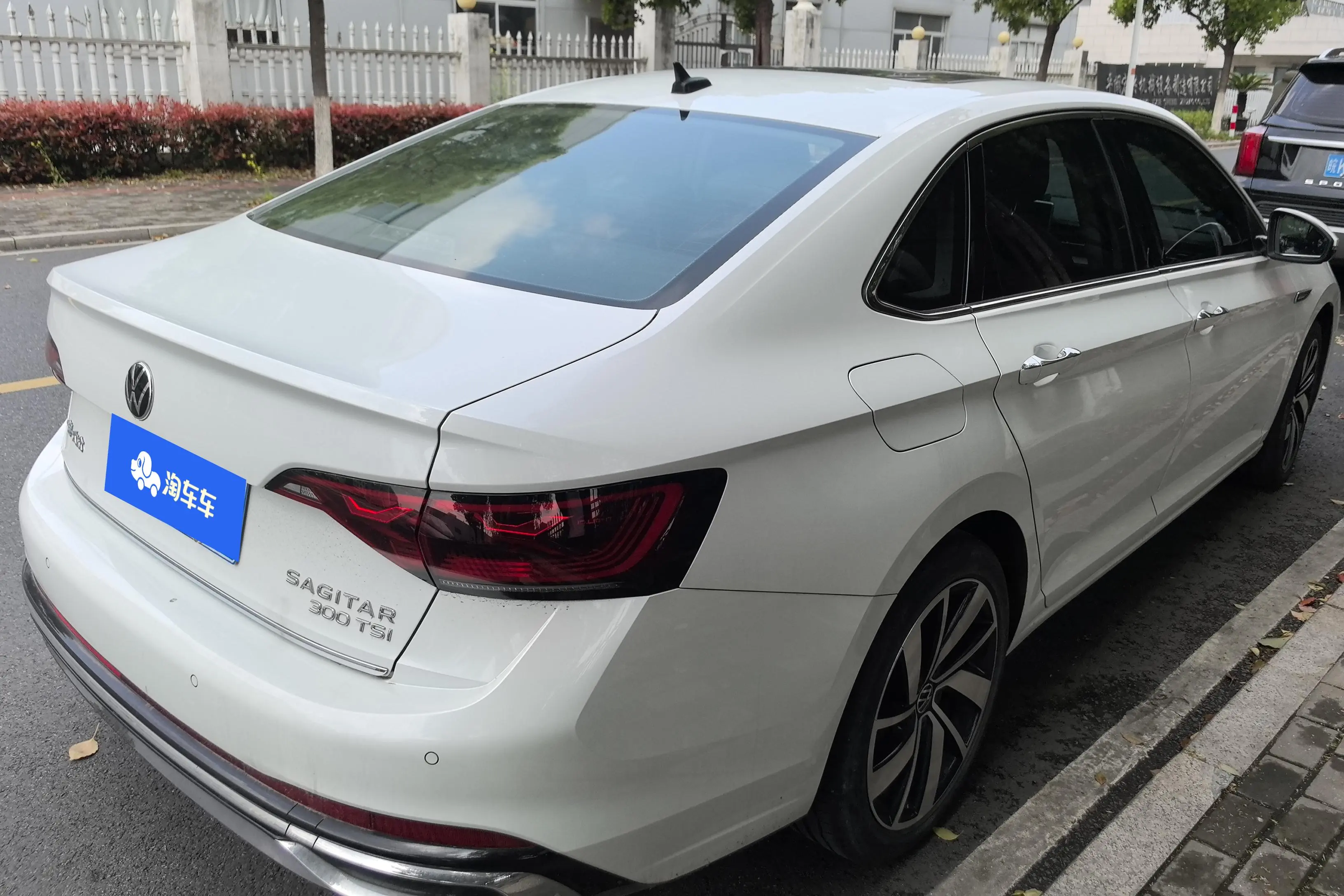 Volkswagen Sagitar