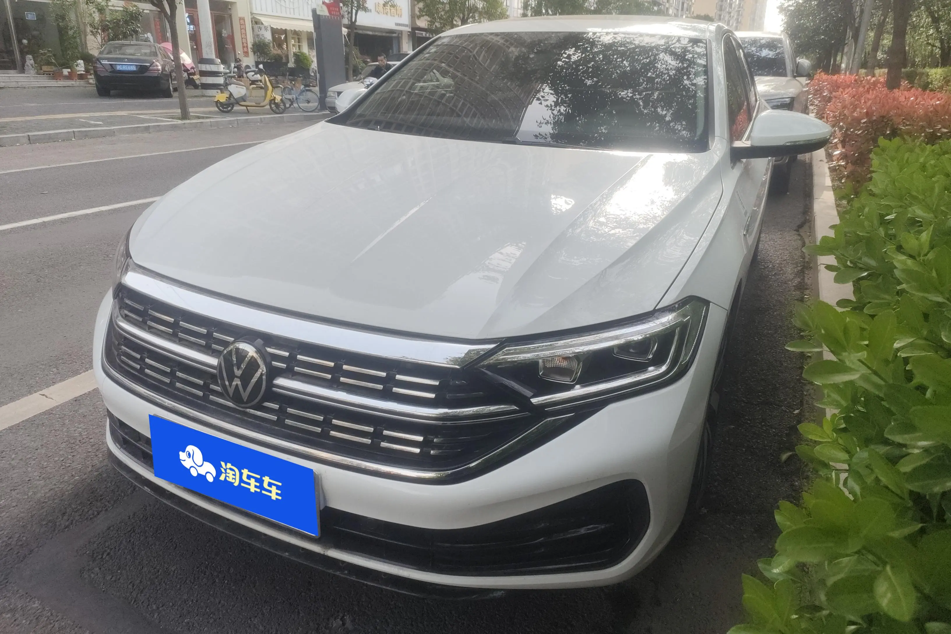 Volkswagen Sagitar