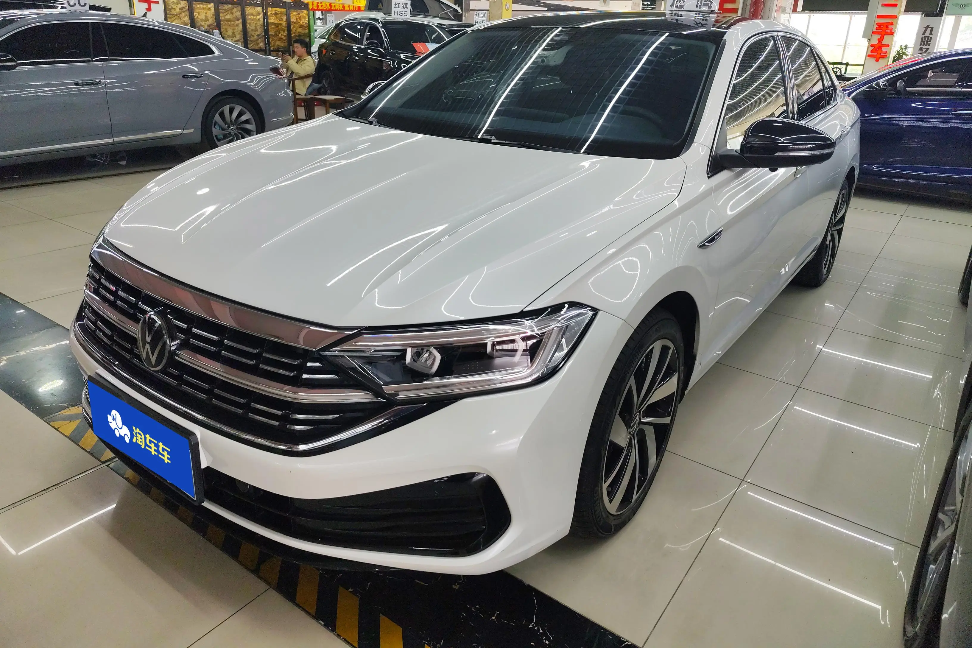Volkswagen Sagitar