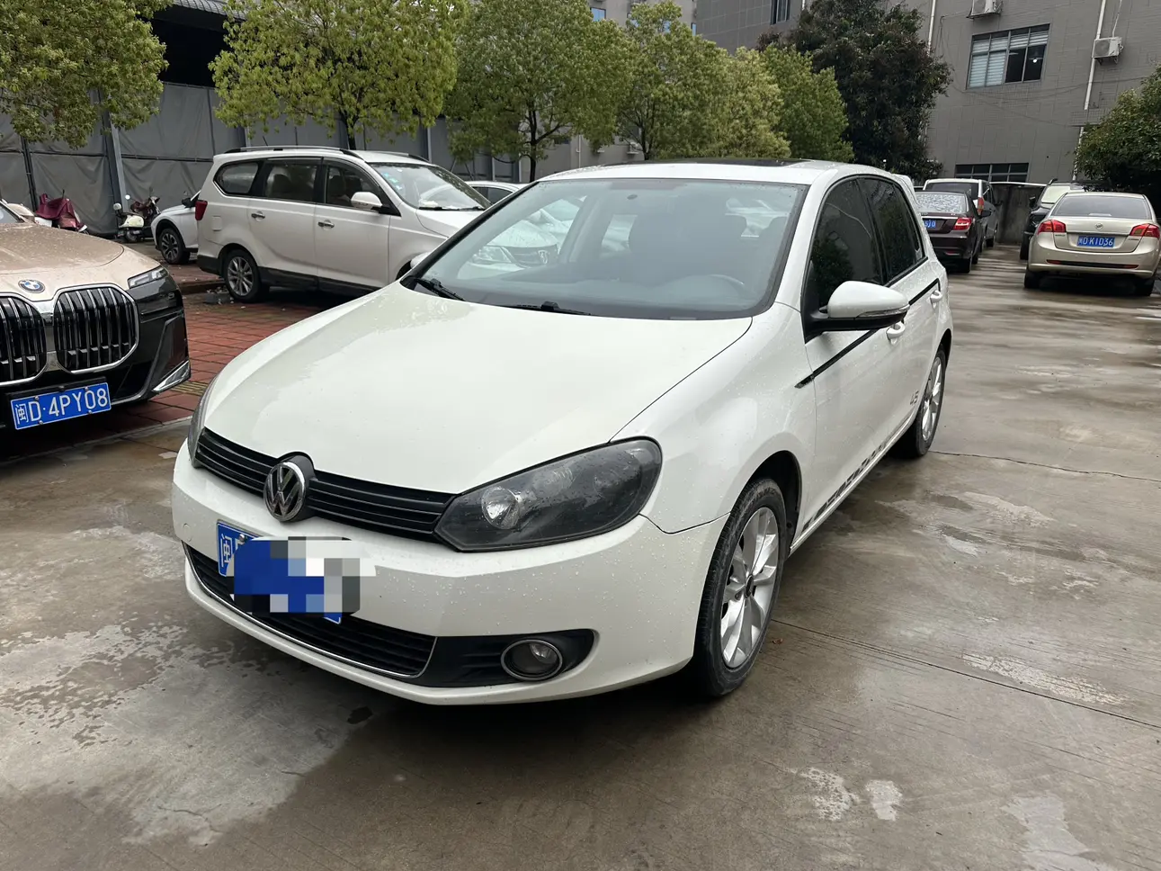 Volkswagen Golf