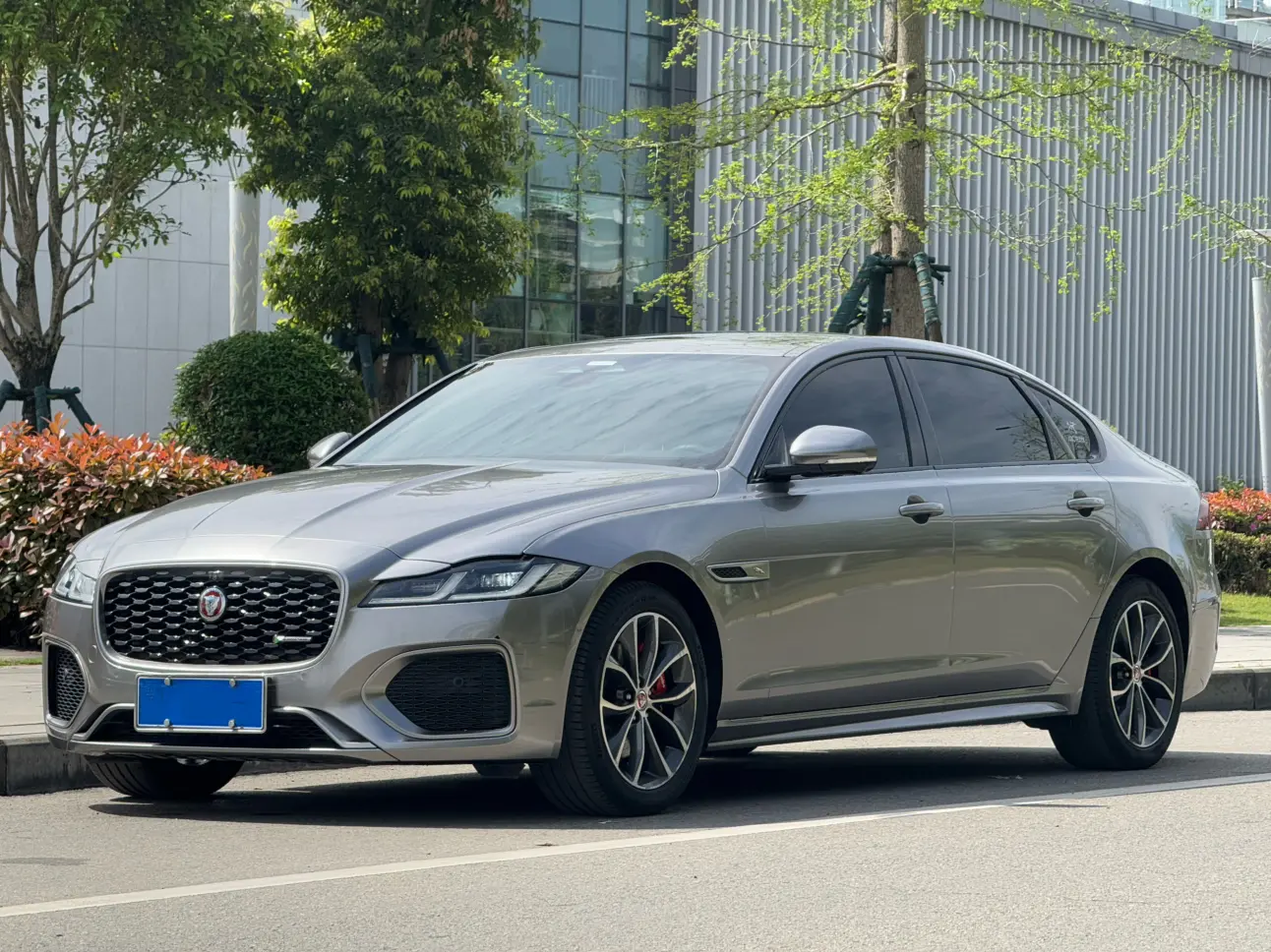 Jaguar XFL