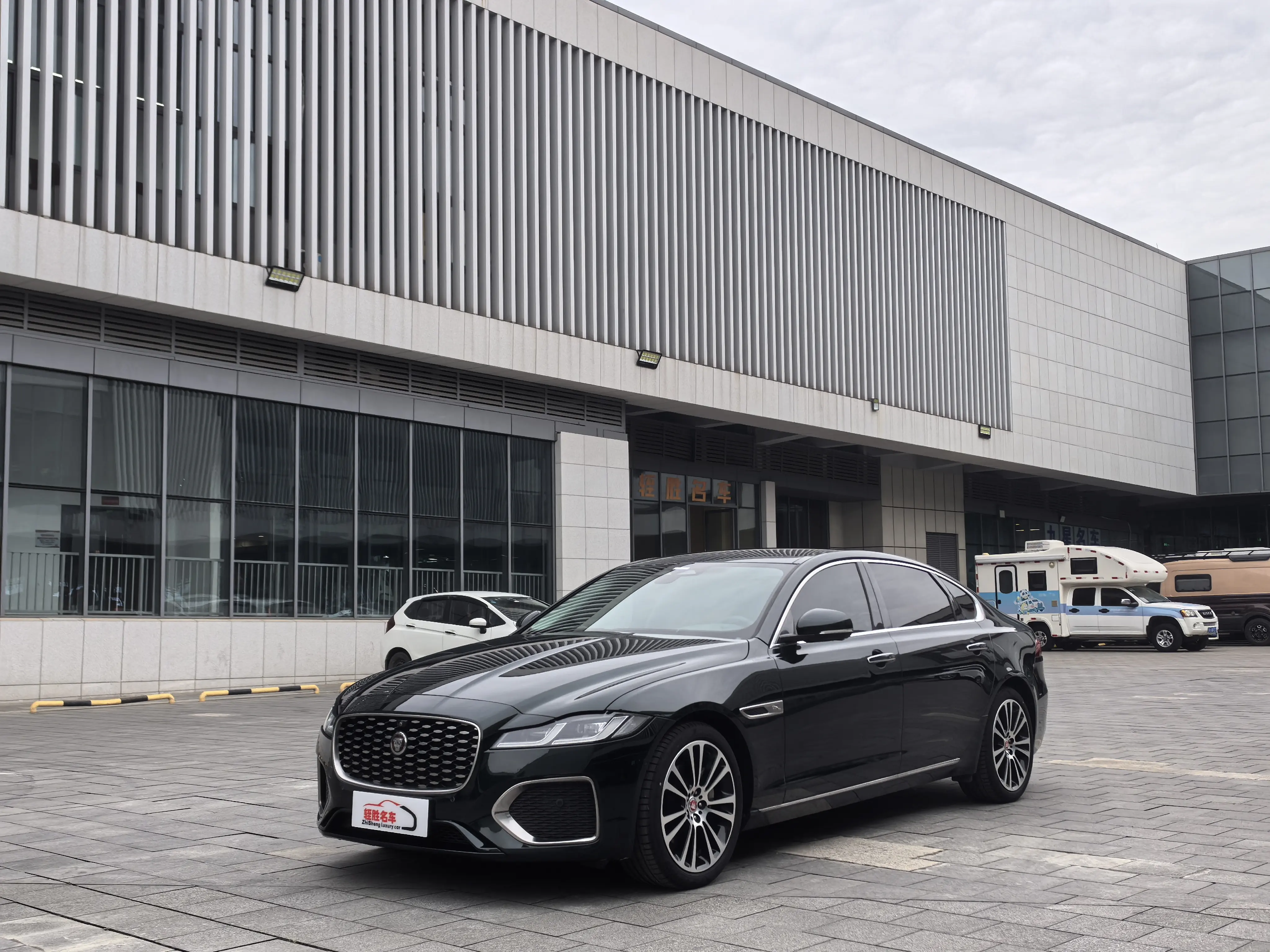 Jaguar XFL