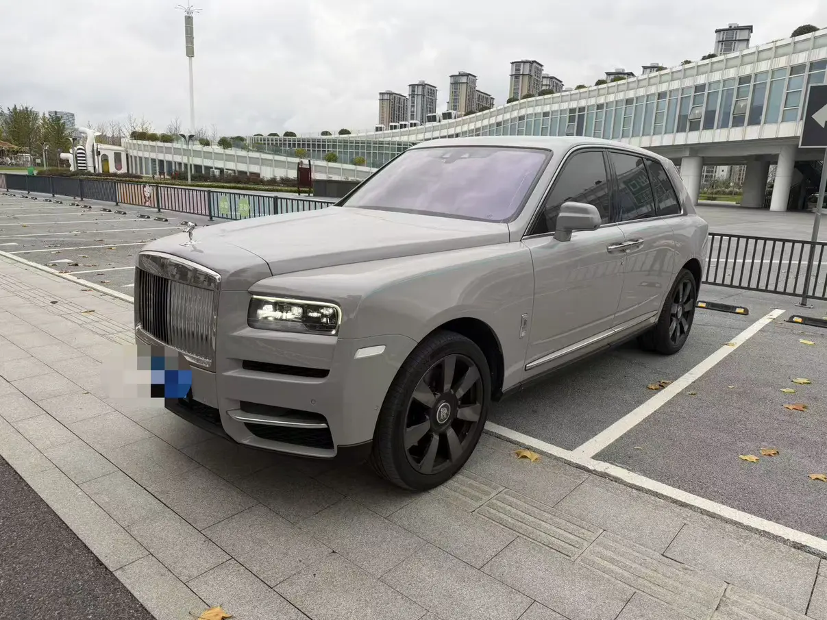 Rolls Royce Cullinan