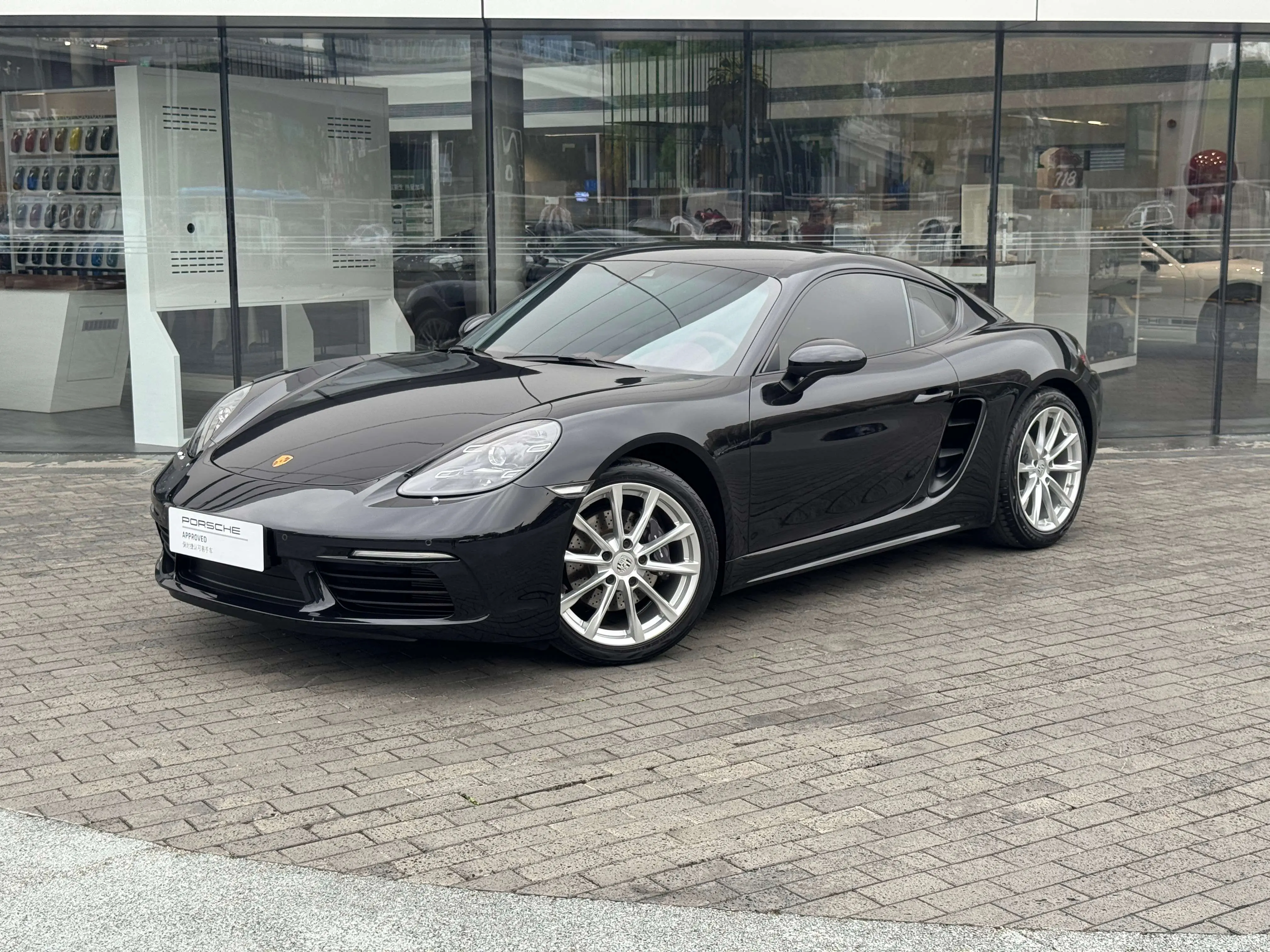 Porsche 718
