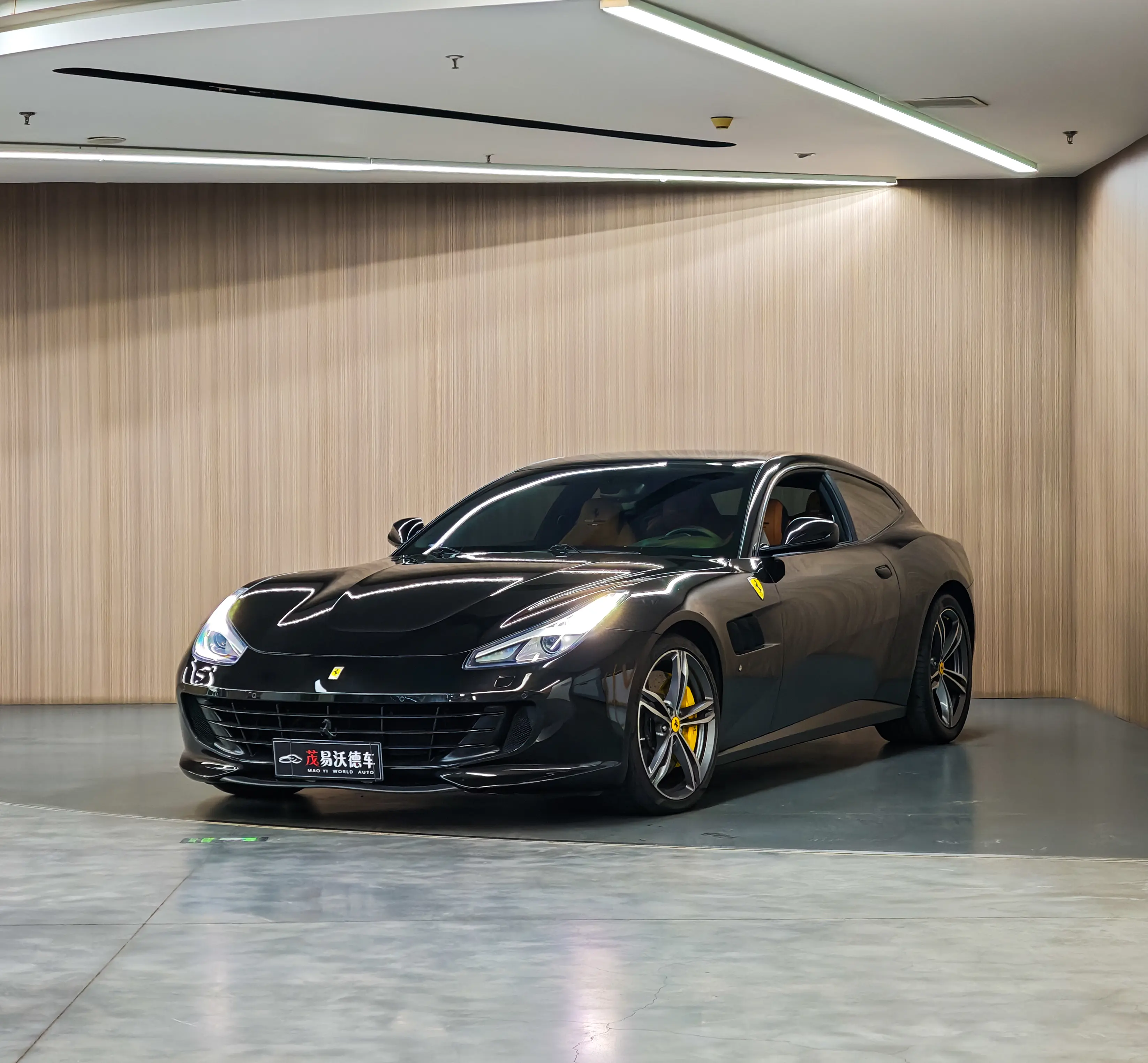 Ferrari GTC4Lusso