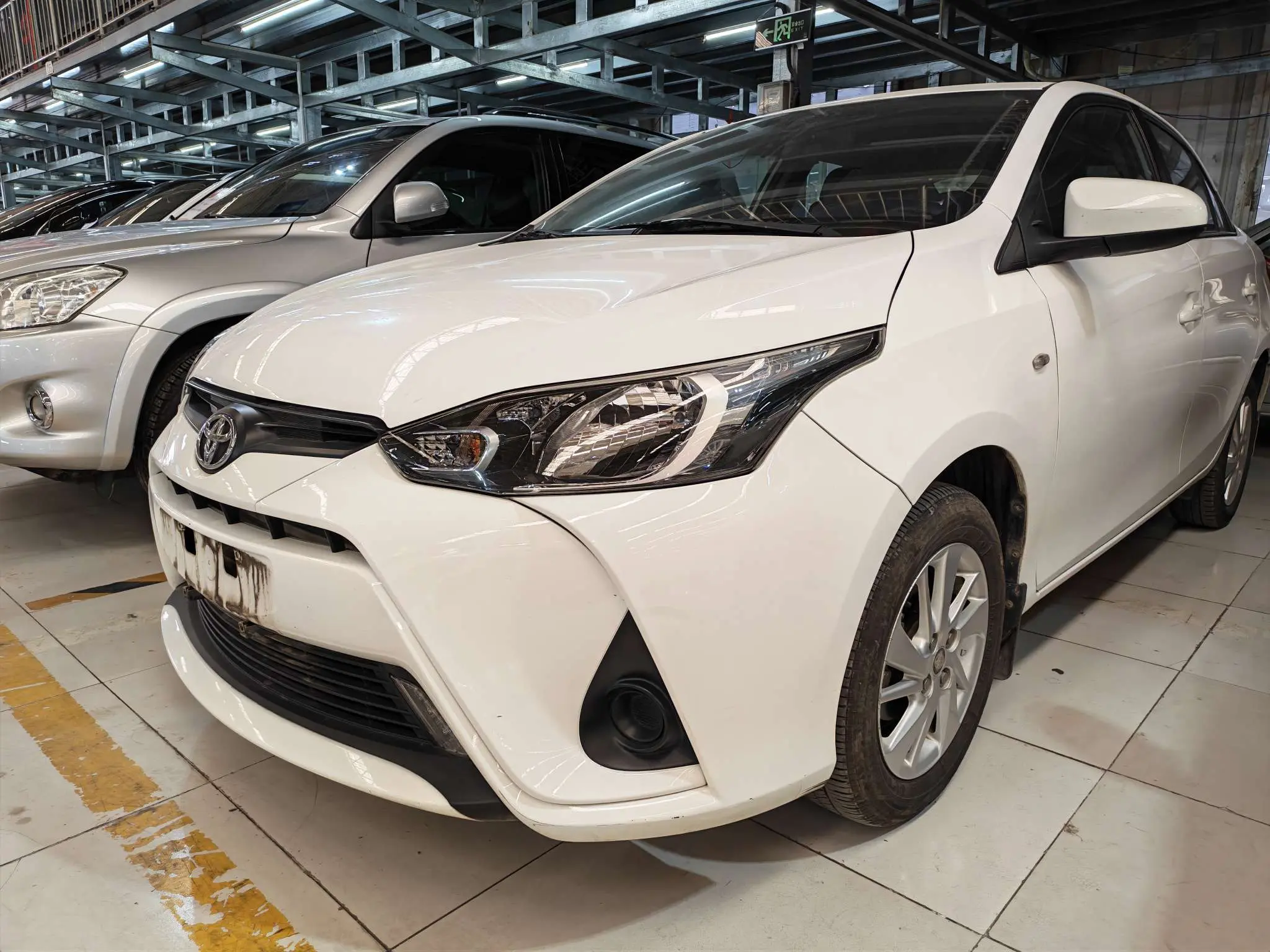 Toyota YARiS L Enjoy