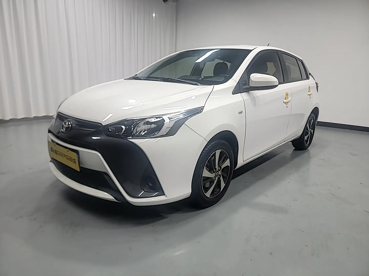 Toyota Yaris L