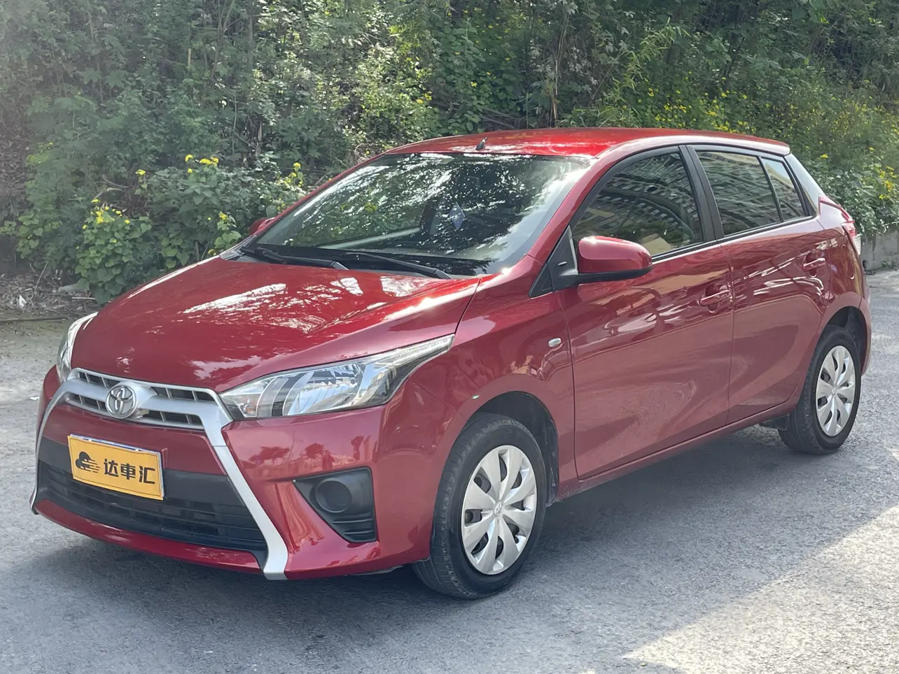 Toyota Yaris L
