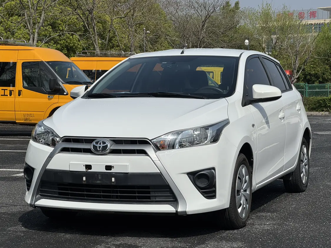 Toyota Yaris L